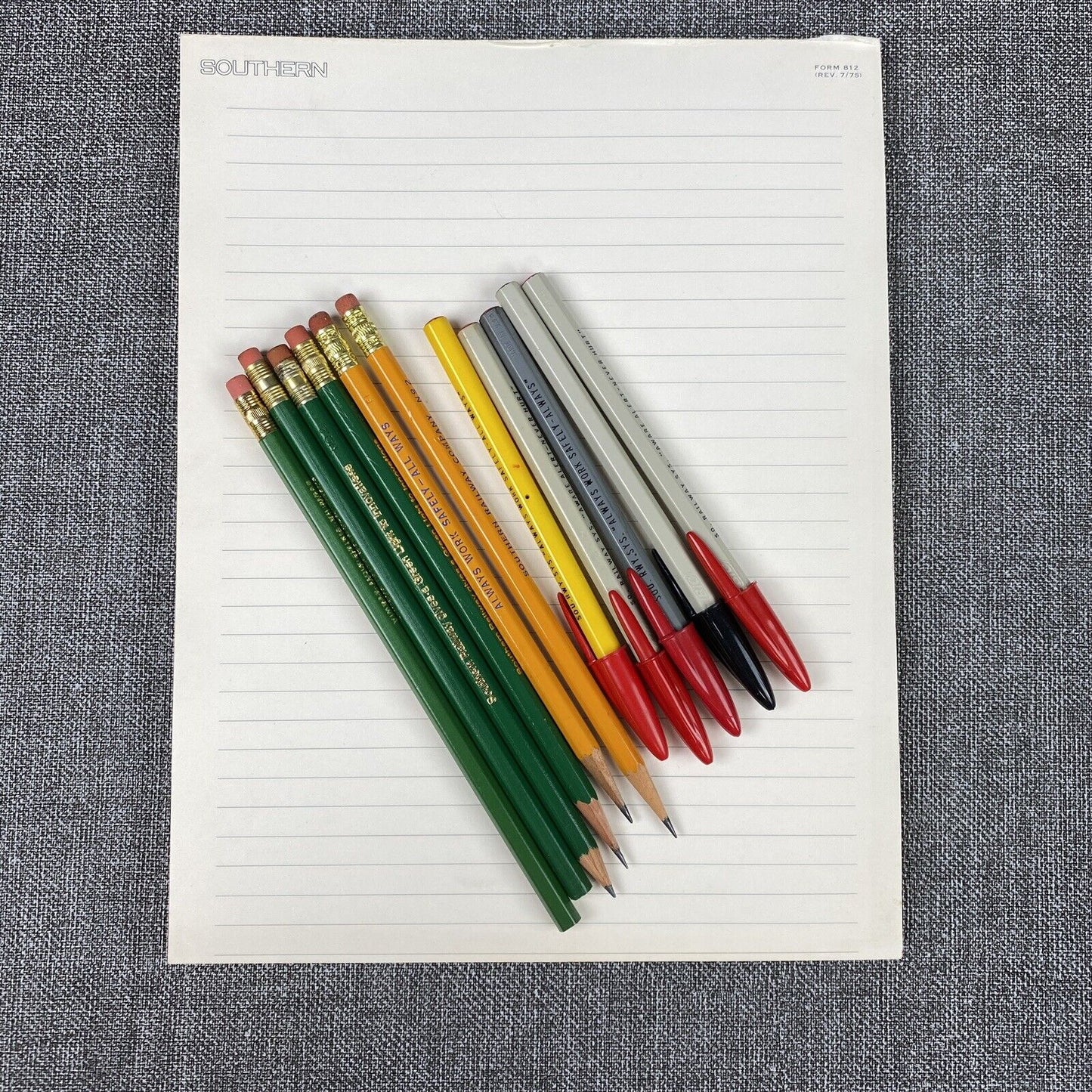 Southern Railway System SOU Railroad Notepad Form 812 and Pencils 1970's