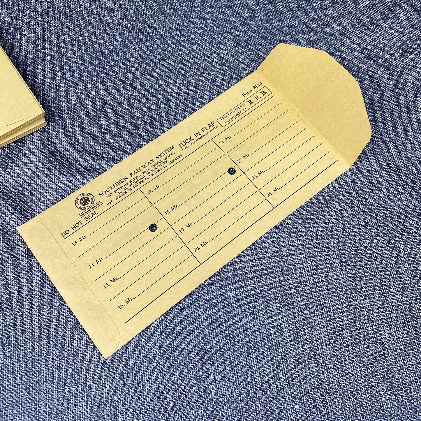 Southern Railway System SOU Railroad lot of 23 Tuck in Flap Form 815-1 1970's