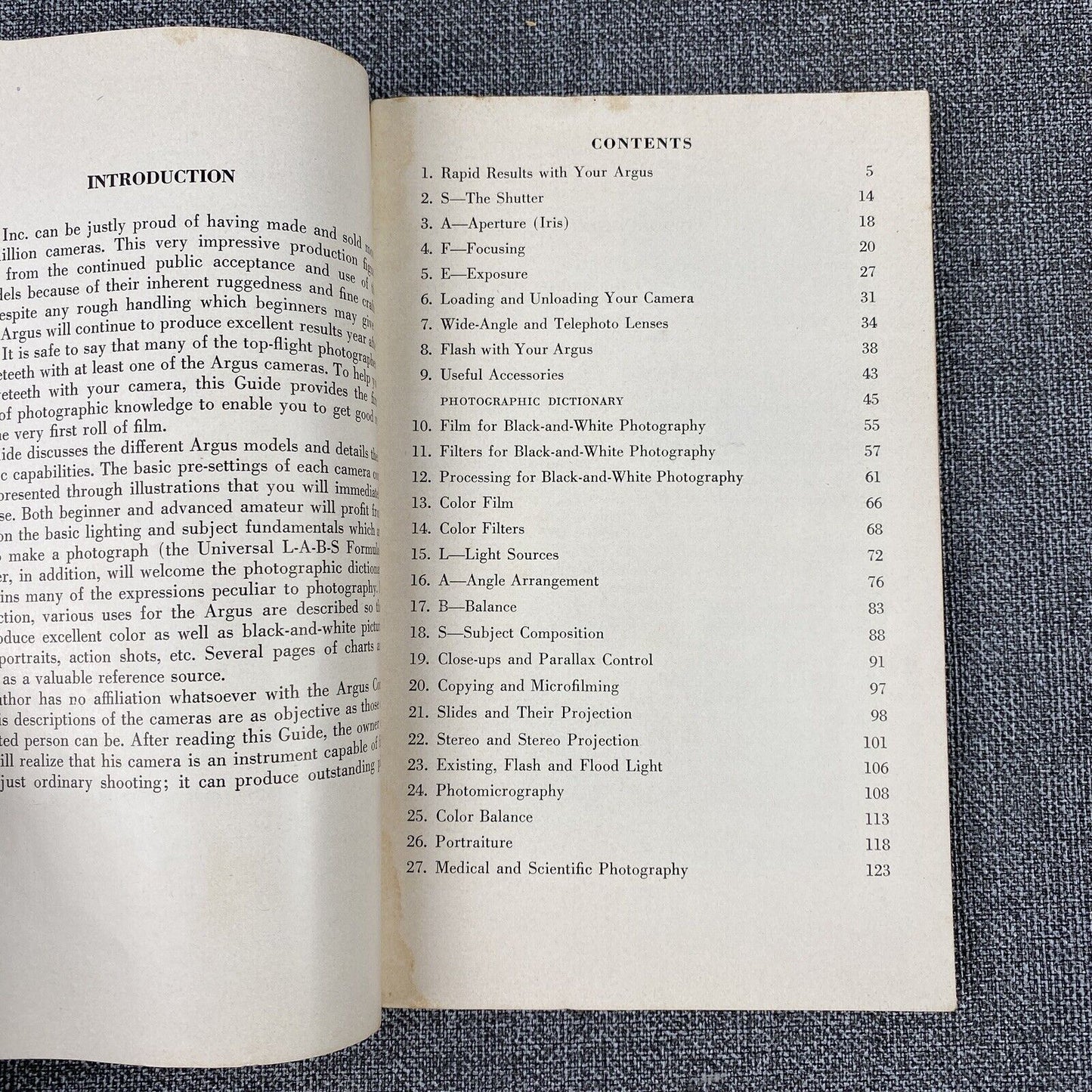 Argus Original 35mm Film Camera Guide , 128 pages