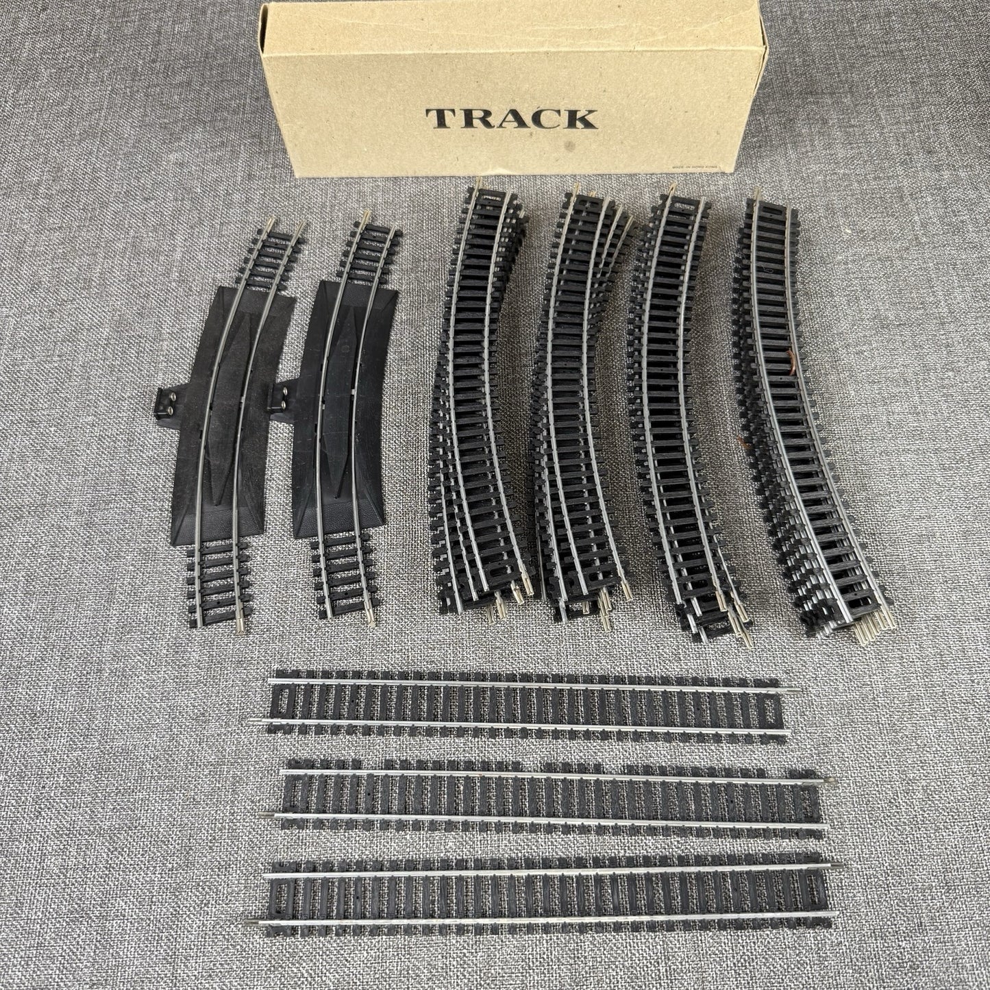 Bachmann HO Scale R 18" Radius Curved Nickel plated Track 24 pieces + 4 Straight
