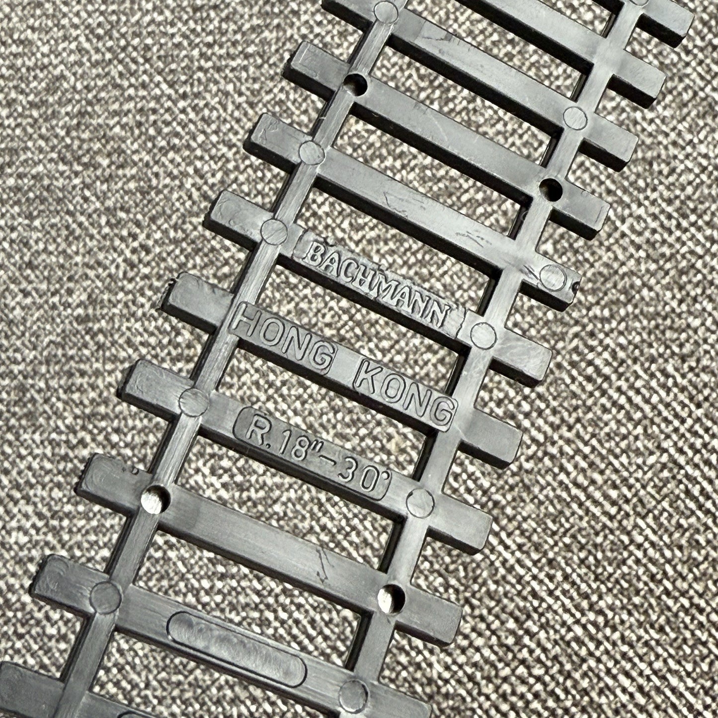 Bachmann HO Scale R 18" Radius Curved Nickel plated Track 24 pieces + 4 Straight