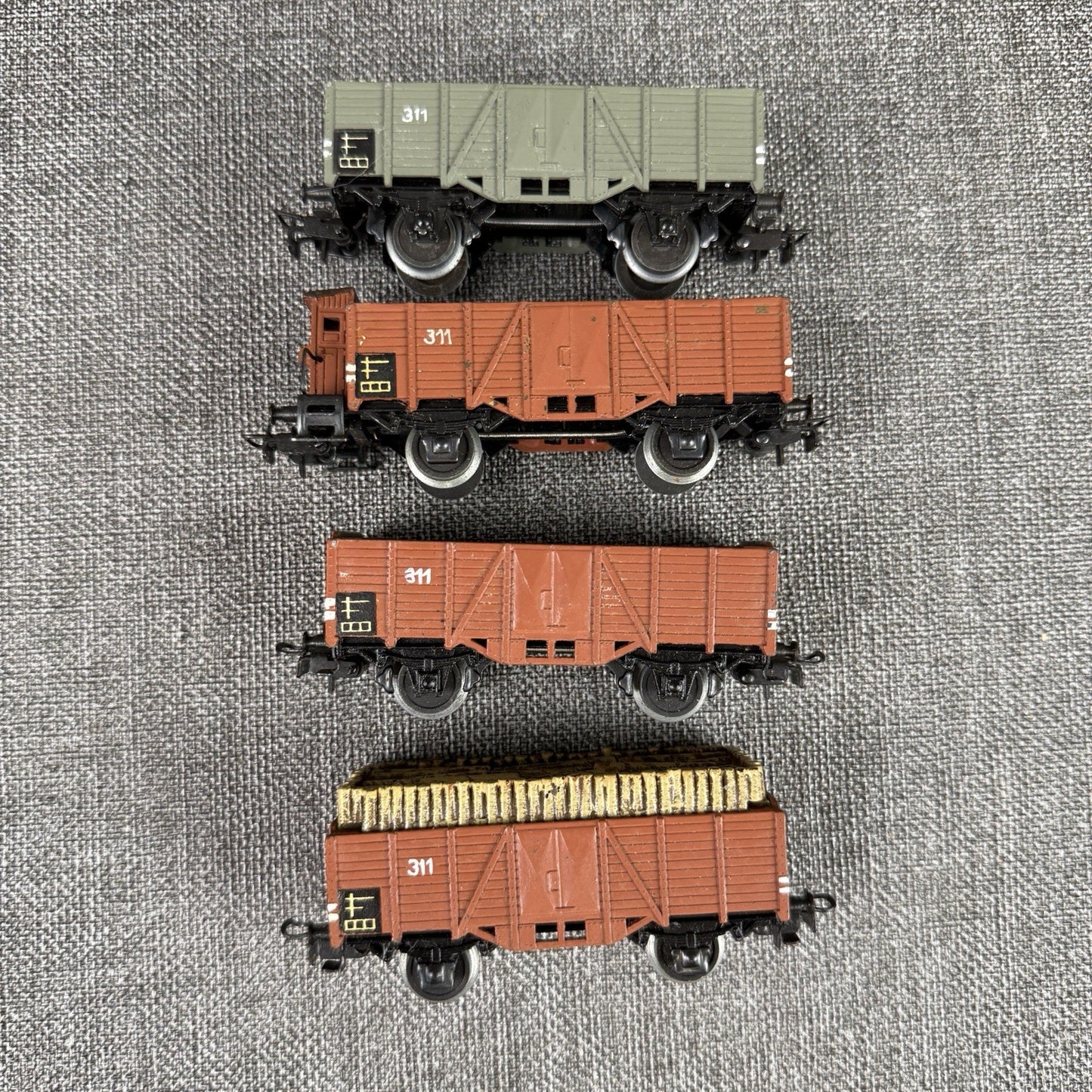 Marklin HO scale Vintage Die-Cast Freight Cars # 311 - lot of 4