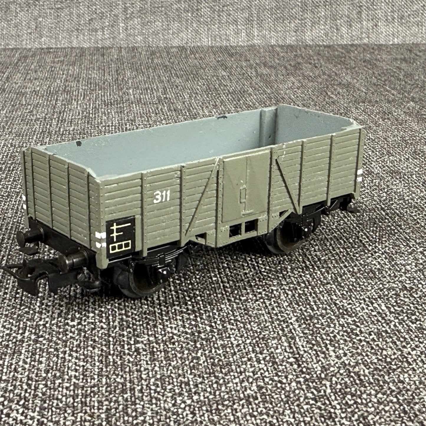 Marklin HO scale Vintage Die-Cast Freight Cars # 311 - lot of 4