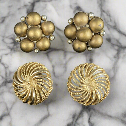 Vintage Lisner Green Gold Color Earrings Signed 2 Pairs