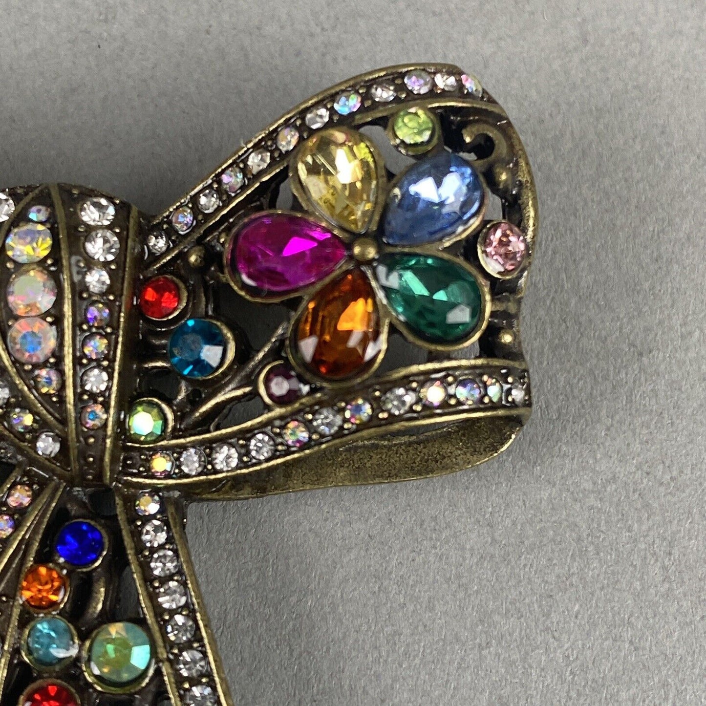 Vintage Brooch Bow Flower Design Multicolor Faux Stones