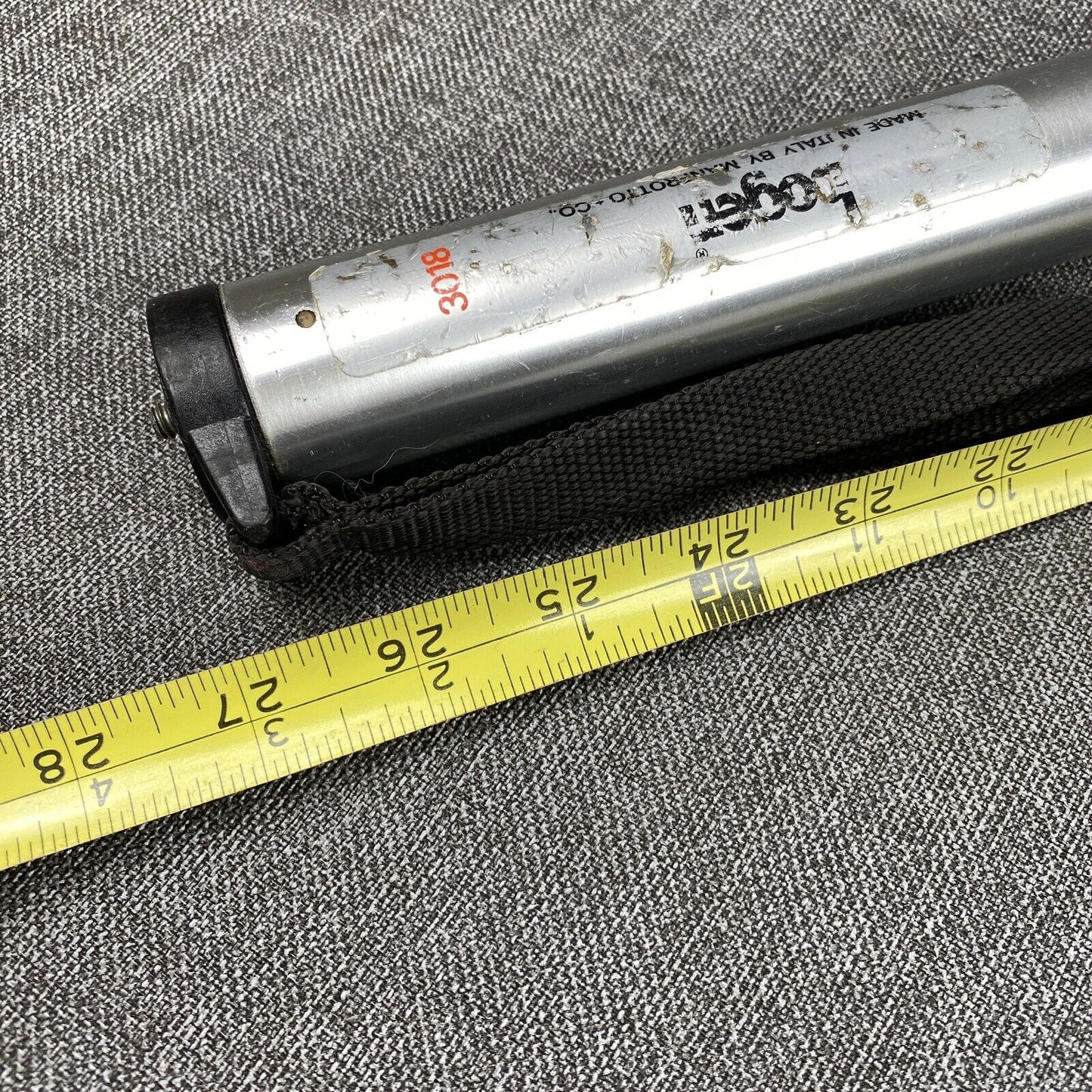 Bogen / Manfrotto 3018 Monopod / 27"-65" 3/8th (Silver)