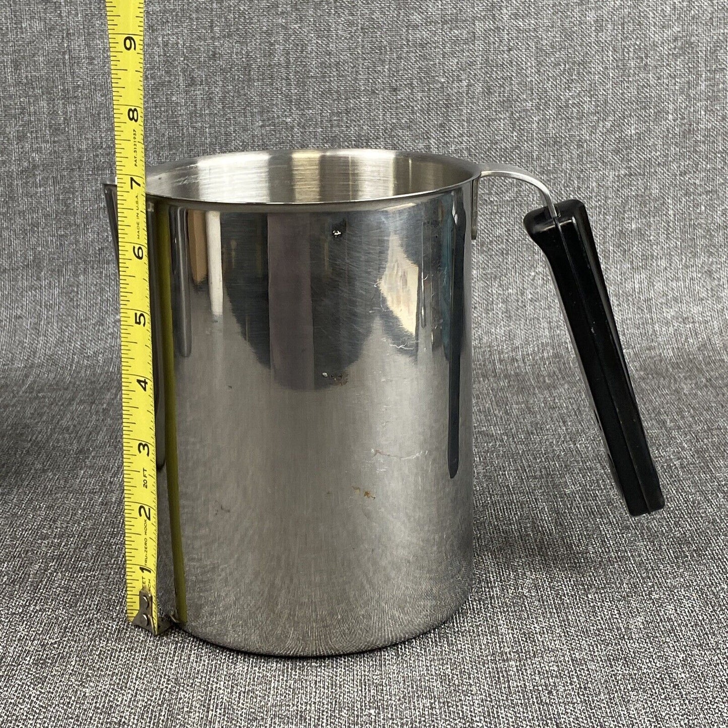 Lot of 2 Leur's Stainless Ware USA Steel Kitchen vintage Pitchers 7" and 5.5"