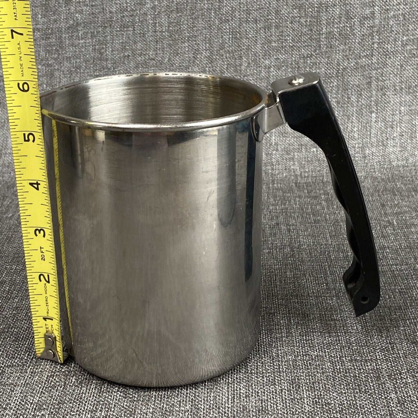 Lot of 2 Leur's Stainless Ware USA Steel Kitchen vintage Pitchers 7" and 5.5"