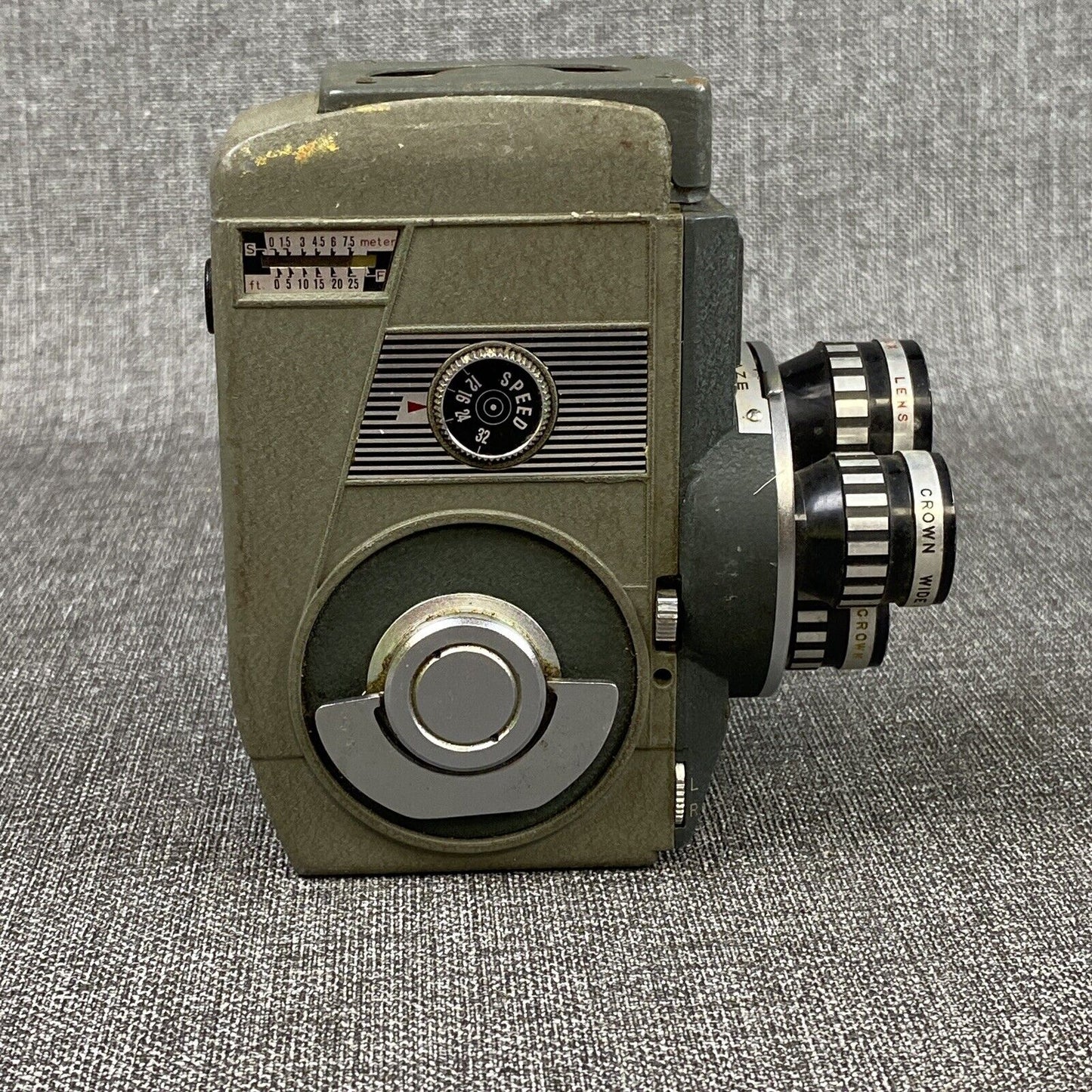 Vintage CROWN Model E3B 8mm film camera