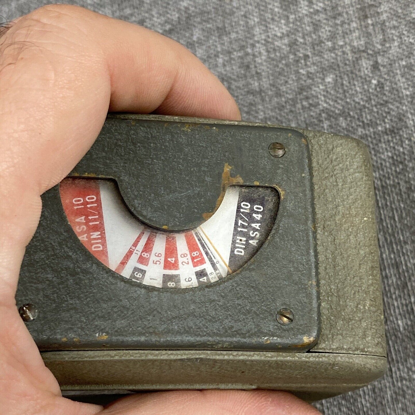 Vintage CROWN Model E3B 8mm film camera