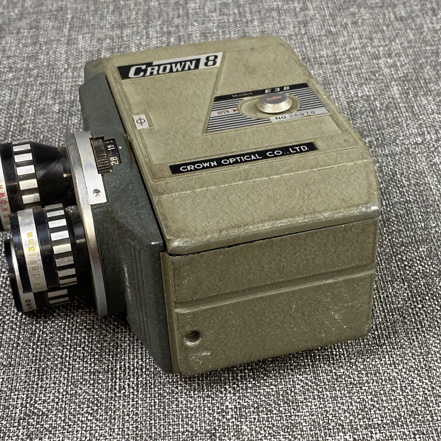 Vintage CROWN Model E3B 8mm film camera