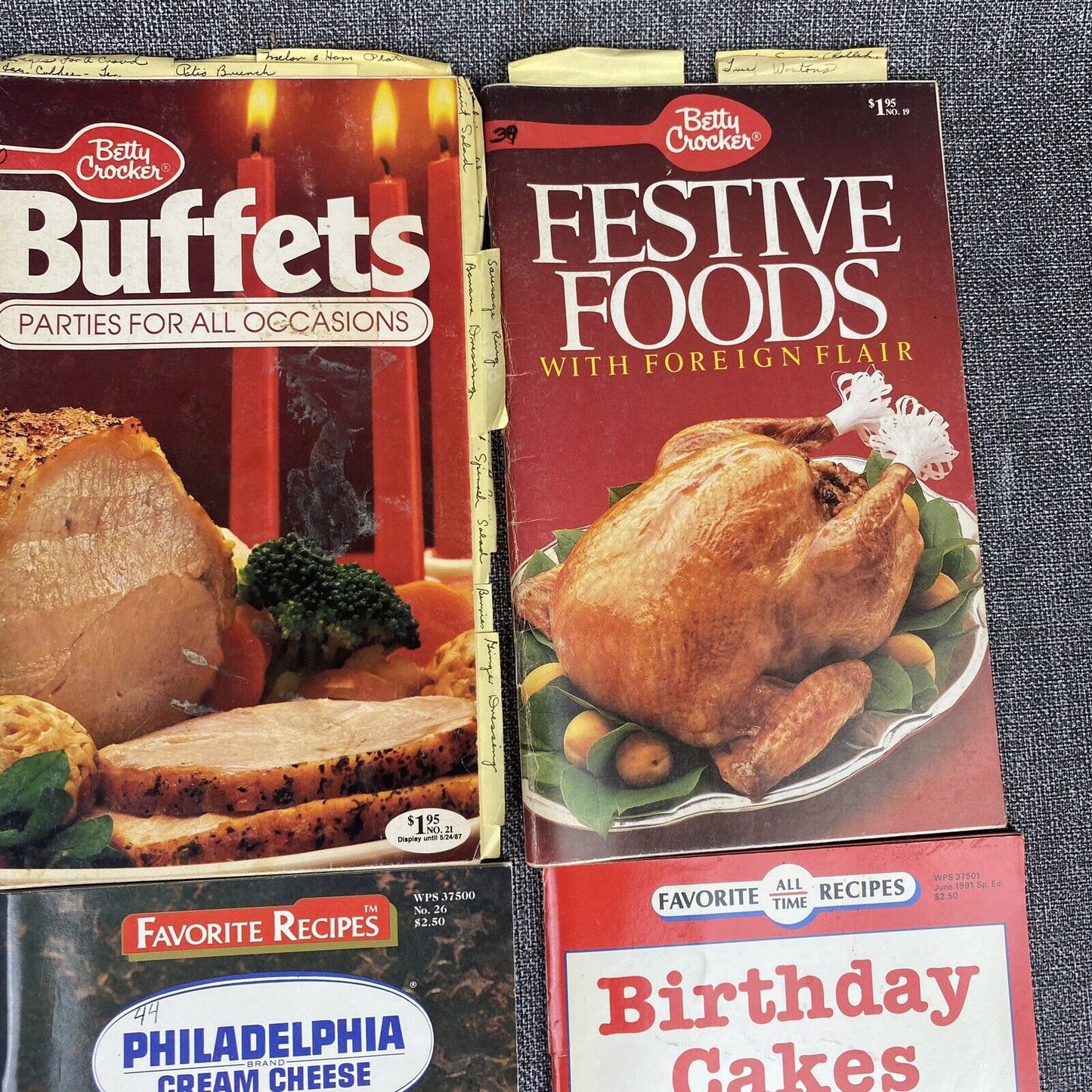 Lot of 14 Betty Crocker's Desserts Cookbooks + others
