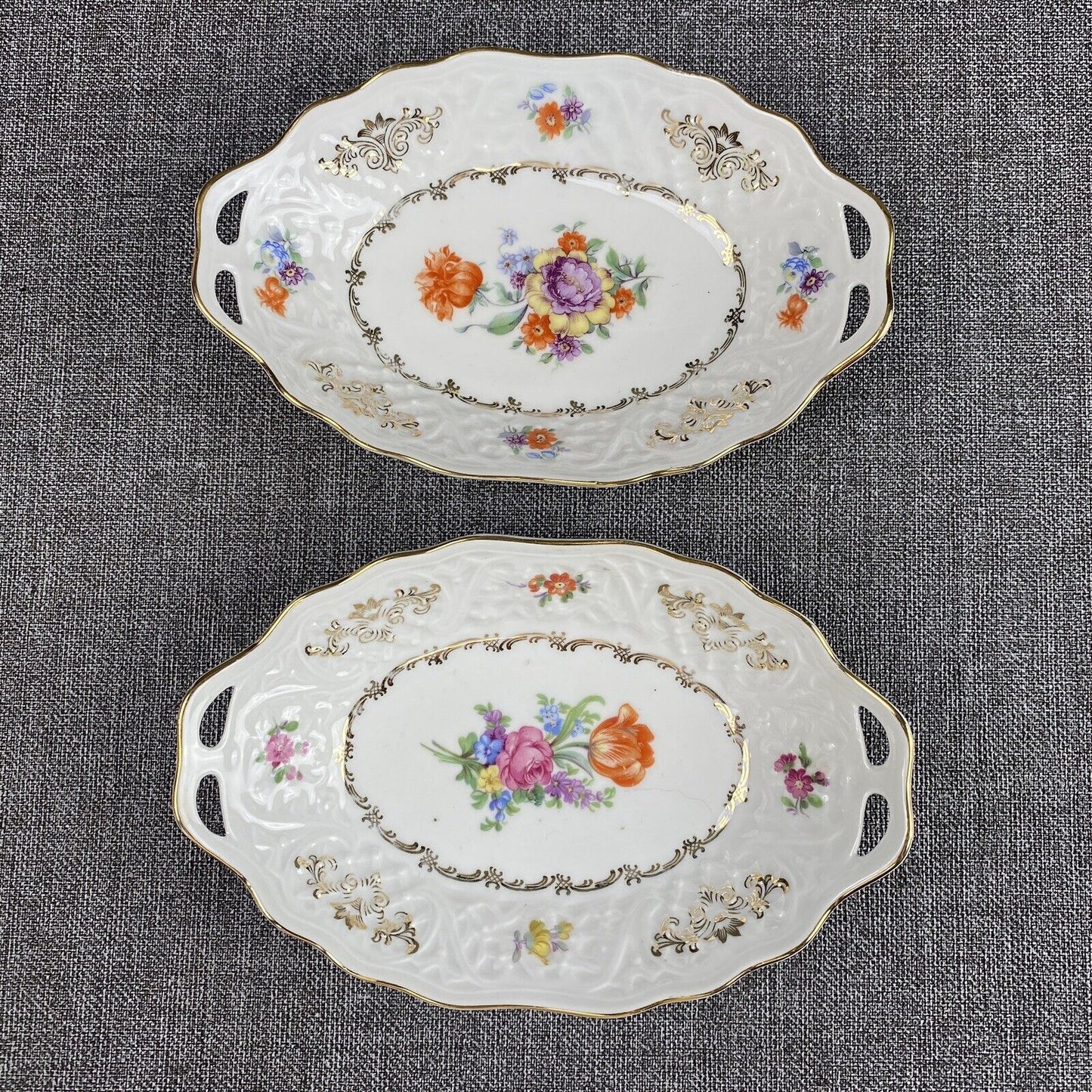 Schumann Bavaria US-zone Germany Set of 2 small Oval Dishes Floral Design