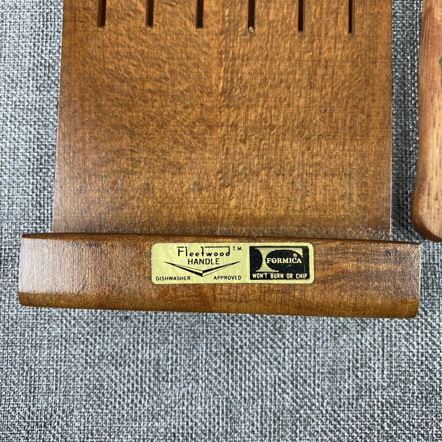 Formica Fleetwood handle Set of 6 Steak Knives w/Wood Block