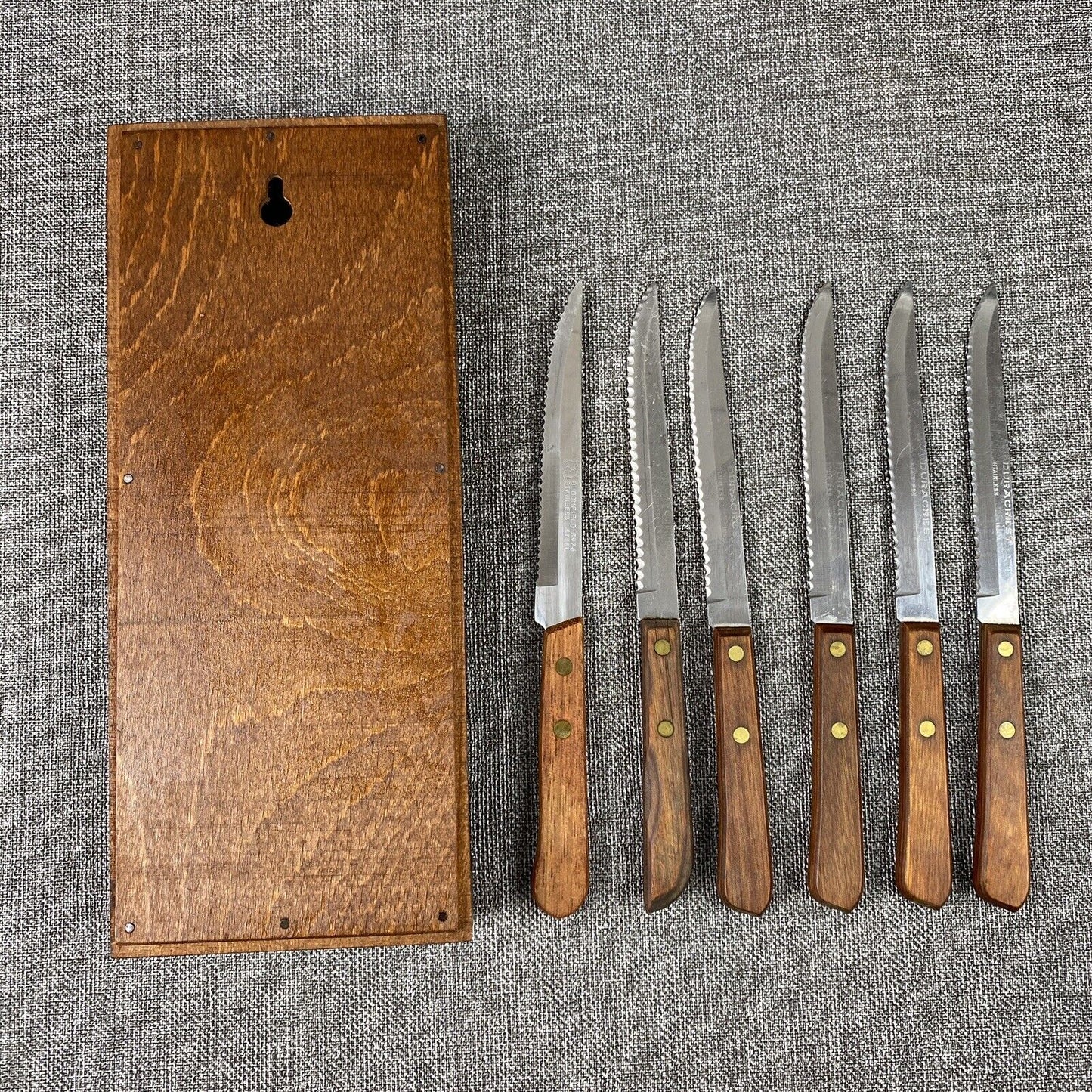 Formica Fleetwood handle Set of 6 Steak Knives w/Wood Block