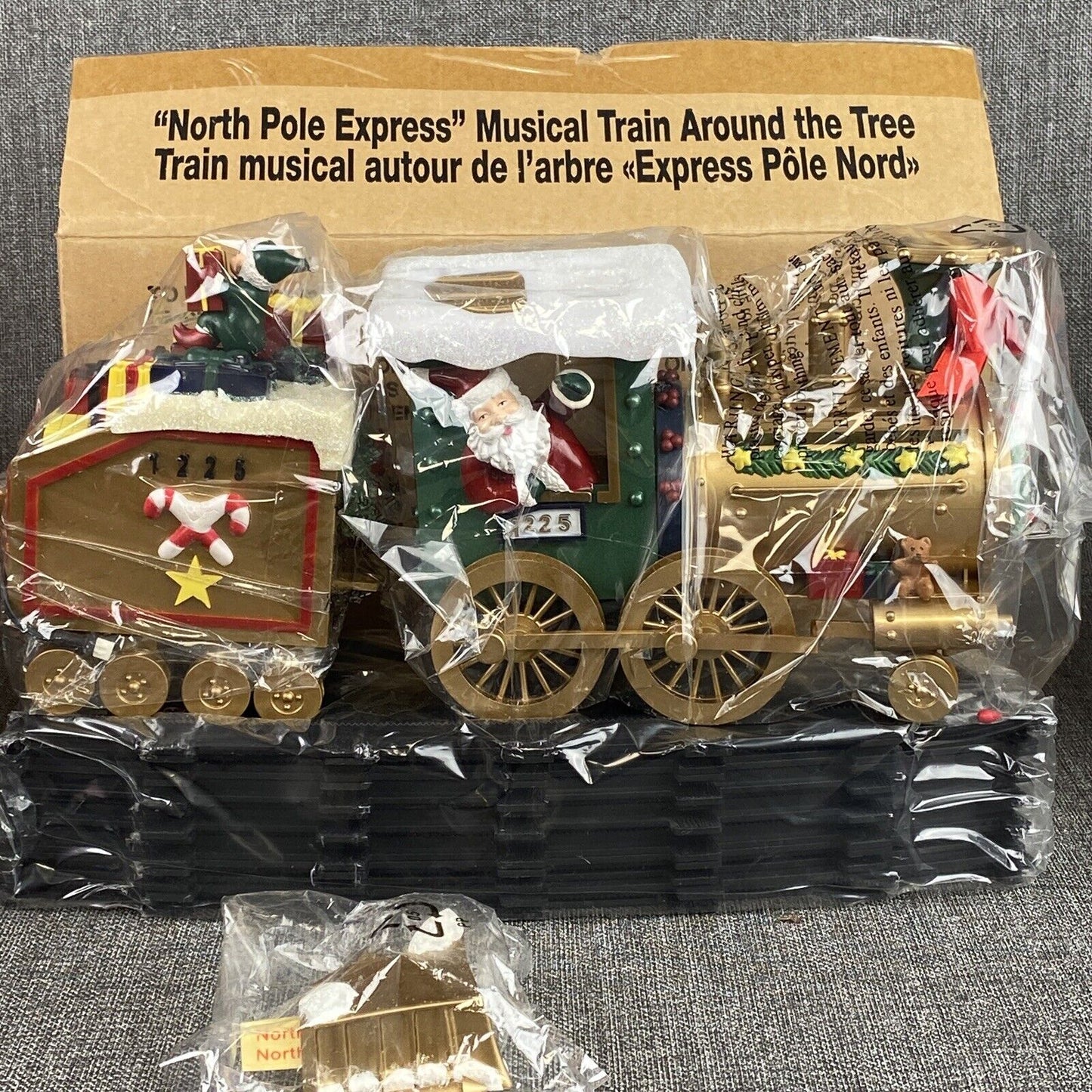 North Pole Express MUSICAL Train Set NOS
