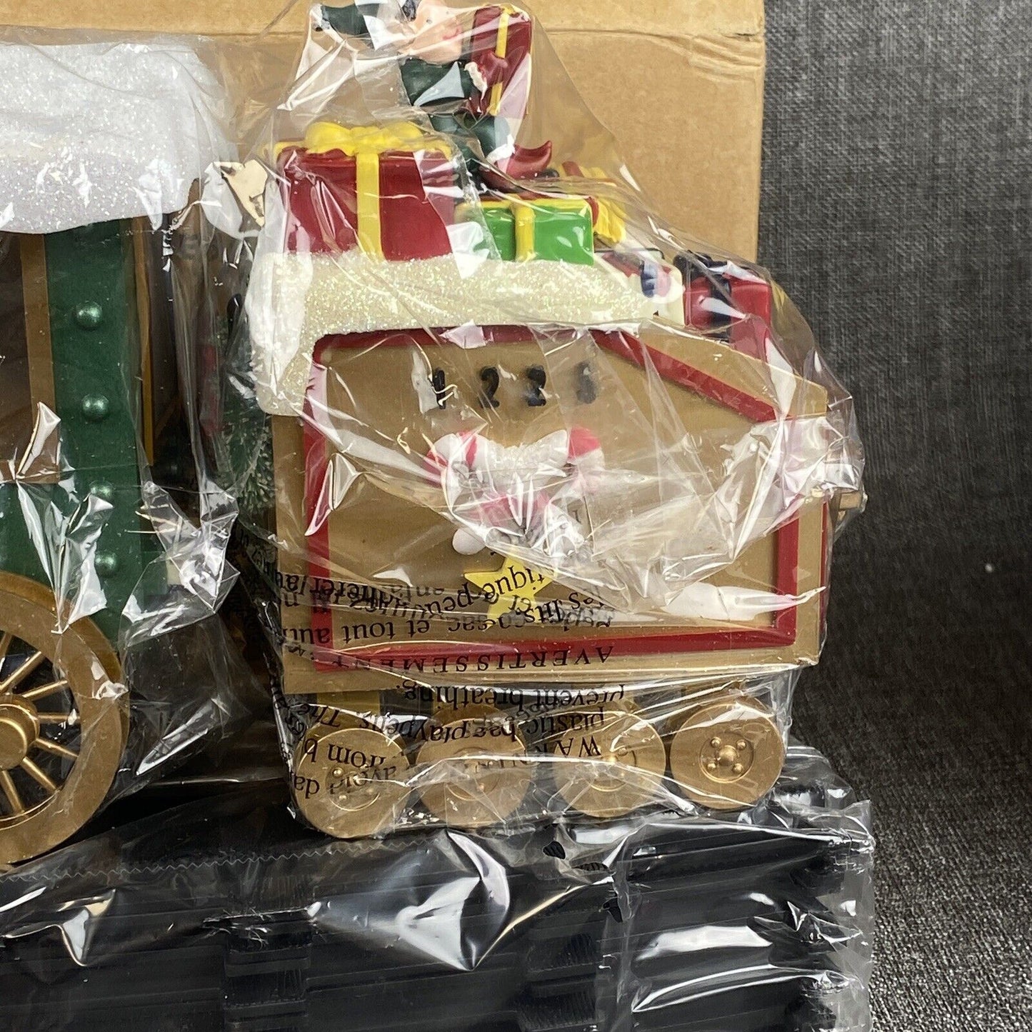 North Pole Express MUSICAL Train Set NOS