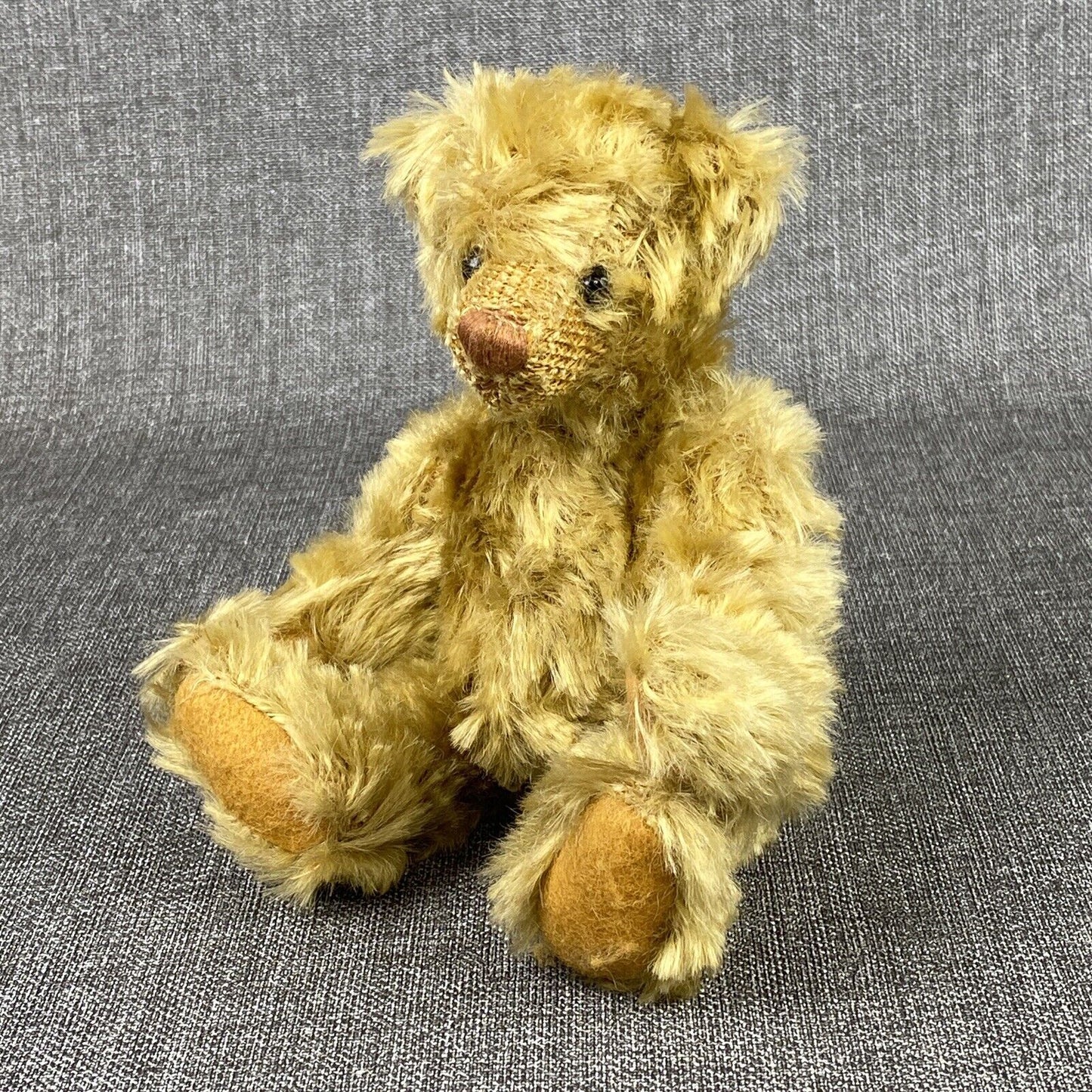 Lee Middleton Bear Plush 7" Sitting 10" Long Ohio