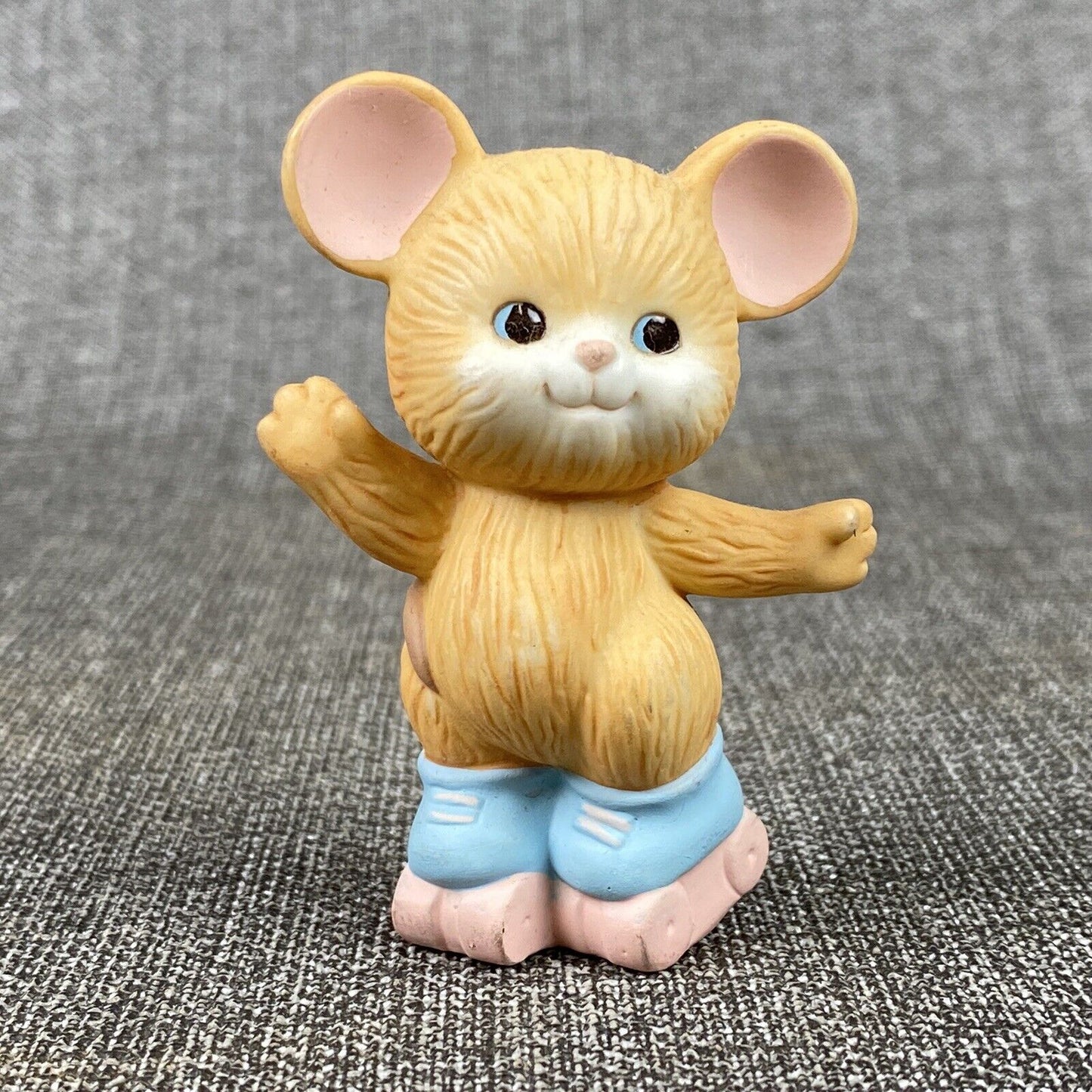 NEW Avon Fine Collectibles Best Buddies Porcelain Fig Kittens and Mouse VINTAGE