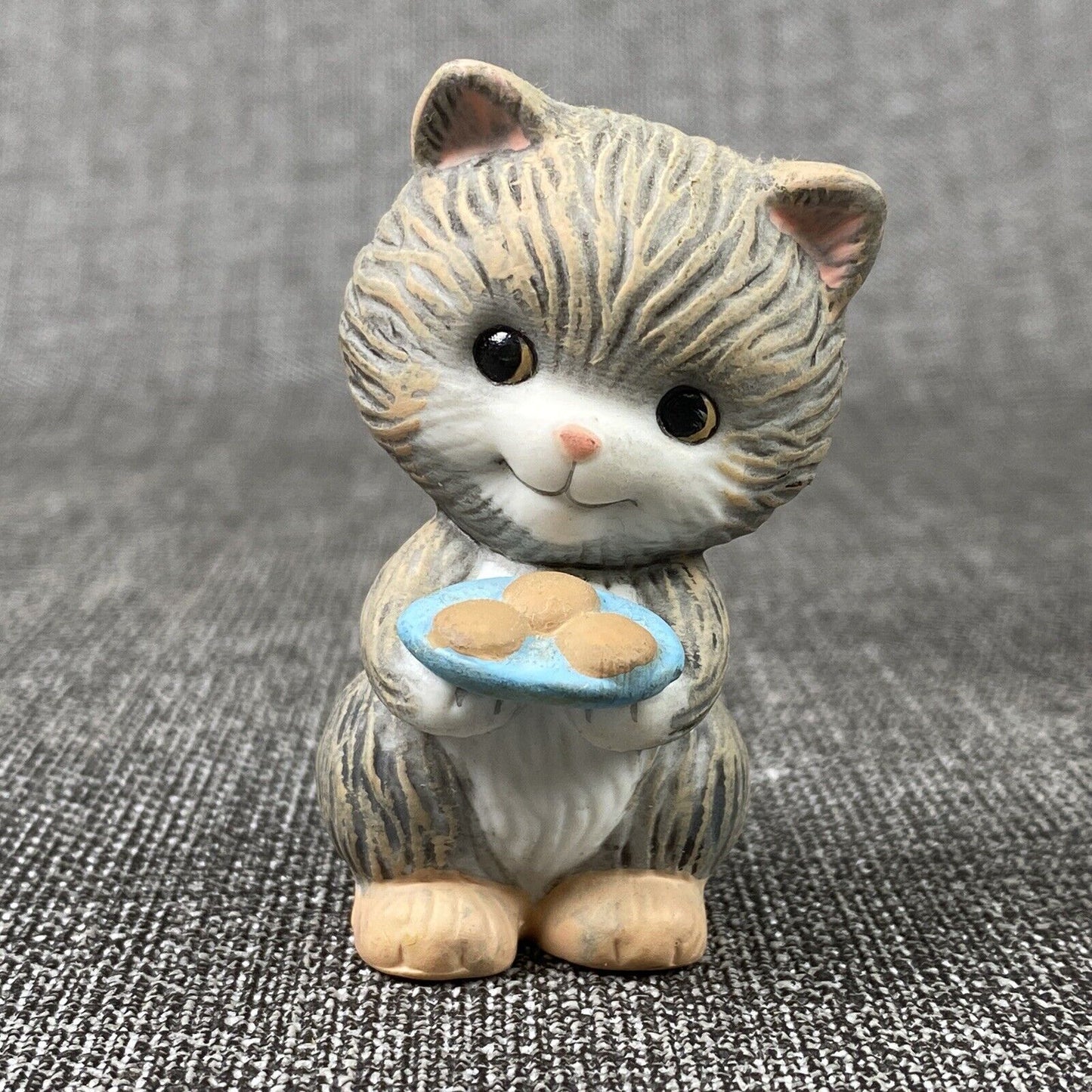 NEW Avon Fine Collectibles Best Buddies Porcelain Fig Kittens and Mouse VINTAGE