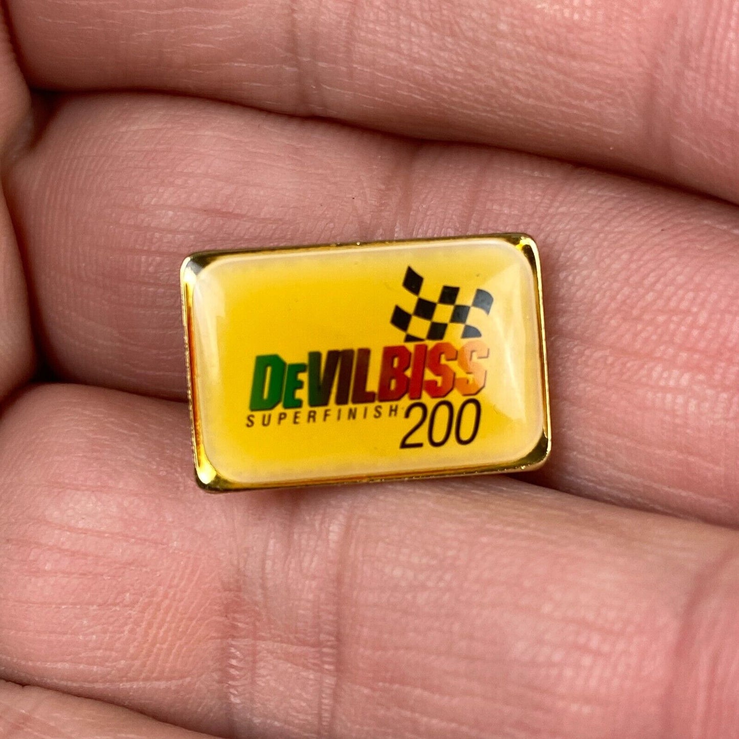 DevilBiss Superfinish 200 Nascar Truck Race 1996 Lapel Hat Pin