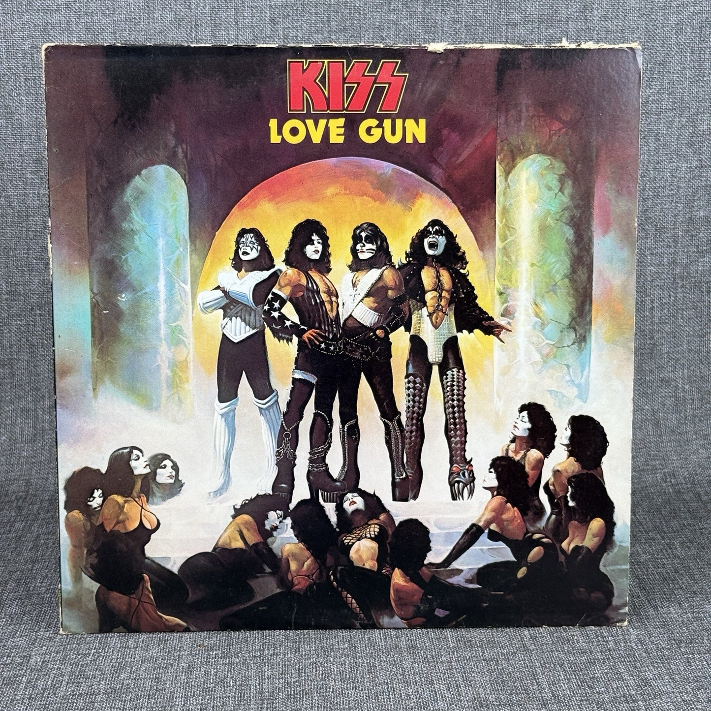 KISS LOVE GUN Casablanca 12" Vinyl Record LP 1977 - VERY GOOD