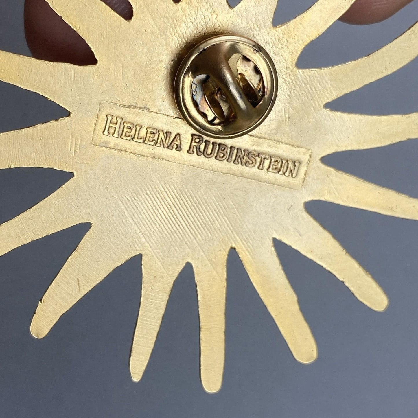 Vintage Helena Rubinstein Gold Tone Star / Sun shaped Brooch / Pin 2.25"
