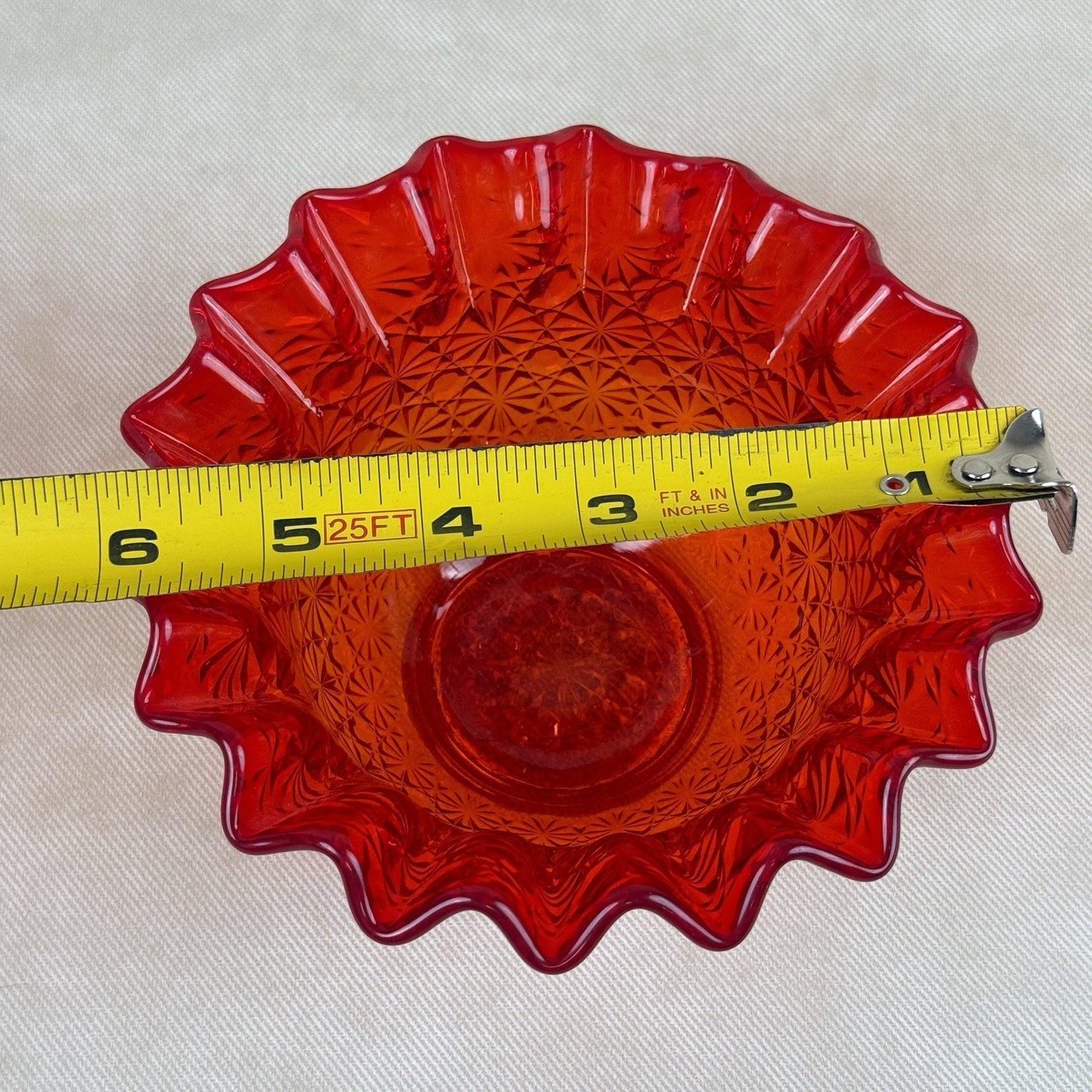 LE Smith Amberia Daisy and Button Ruffled Edge Candy Trinket Glass Bowl 6"