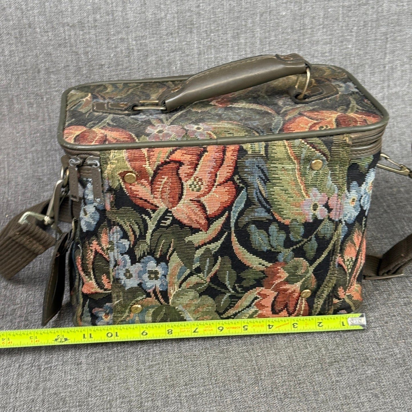 Jordache Floral Tapestry Bag Vintage Travel Carry On Handbag