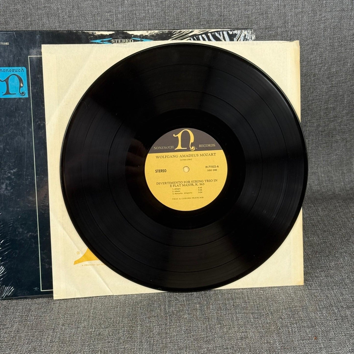 Wolfgang Amadeus Mozart Vinyl Record Nonesuch Stereo Divertimento String Trio
