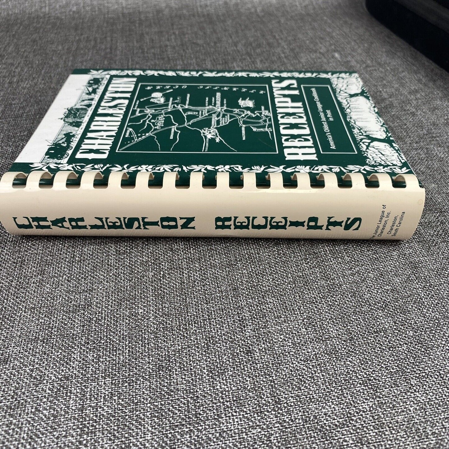 Vintage Junior League of CHARLESTON SOUTH CAROLINA Cookbook Charleston Receipts