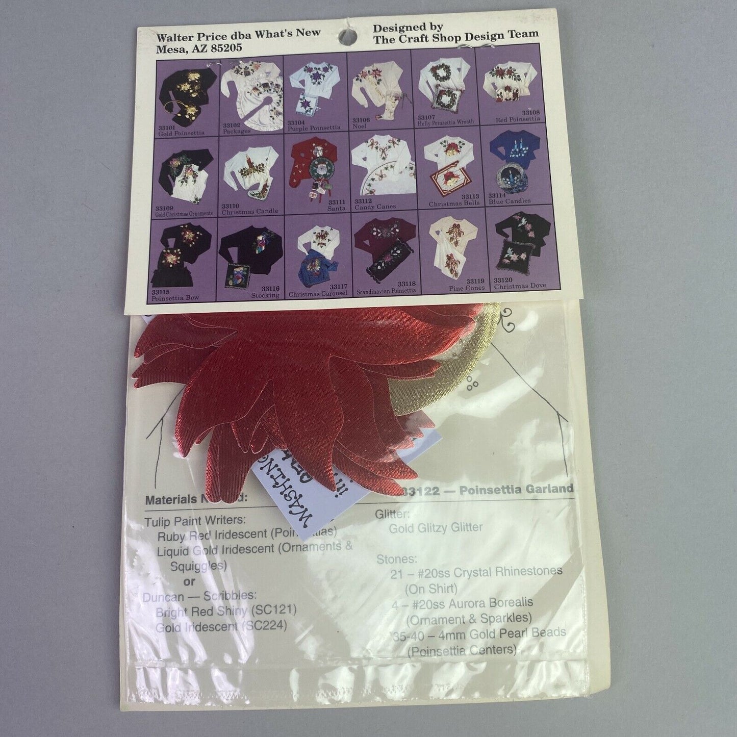 Vintage Glitzy Shirts Iron On Applique Kit, Poinsettia Garland (S33122)