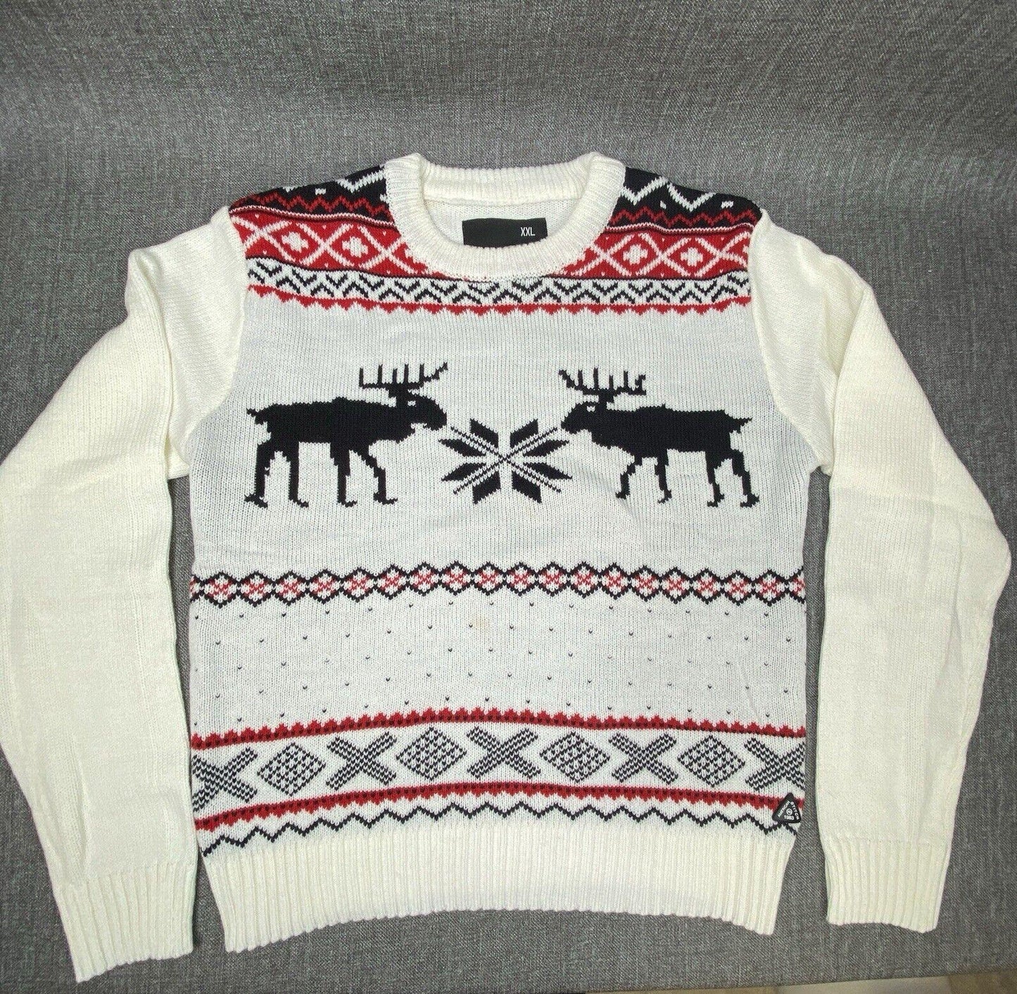 American Stitch Moose-Snowflakes Red,White,Black Pullover Size XXL