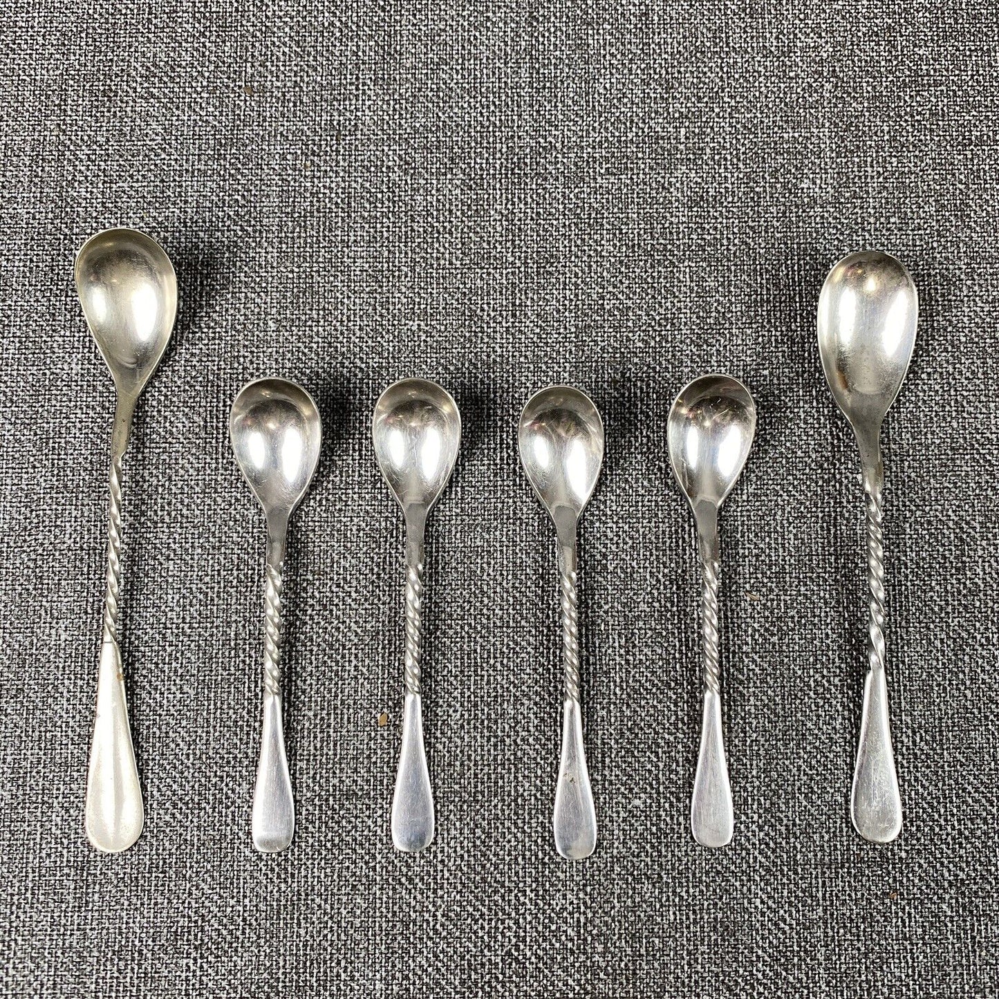 6 Vintage 1877 NF Co Spoons - 2 - 5 1/2 inch spoons, 4 - 4 inch spoons