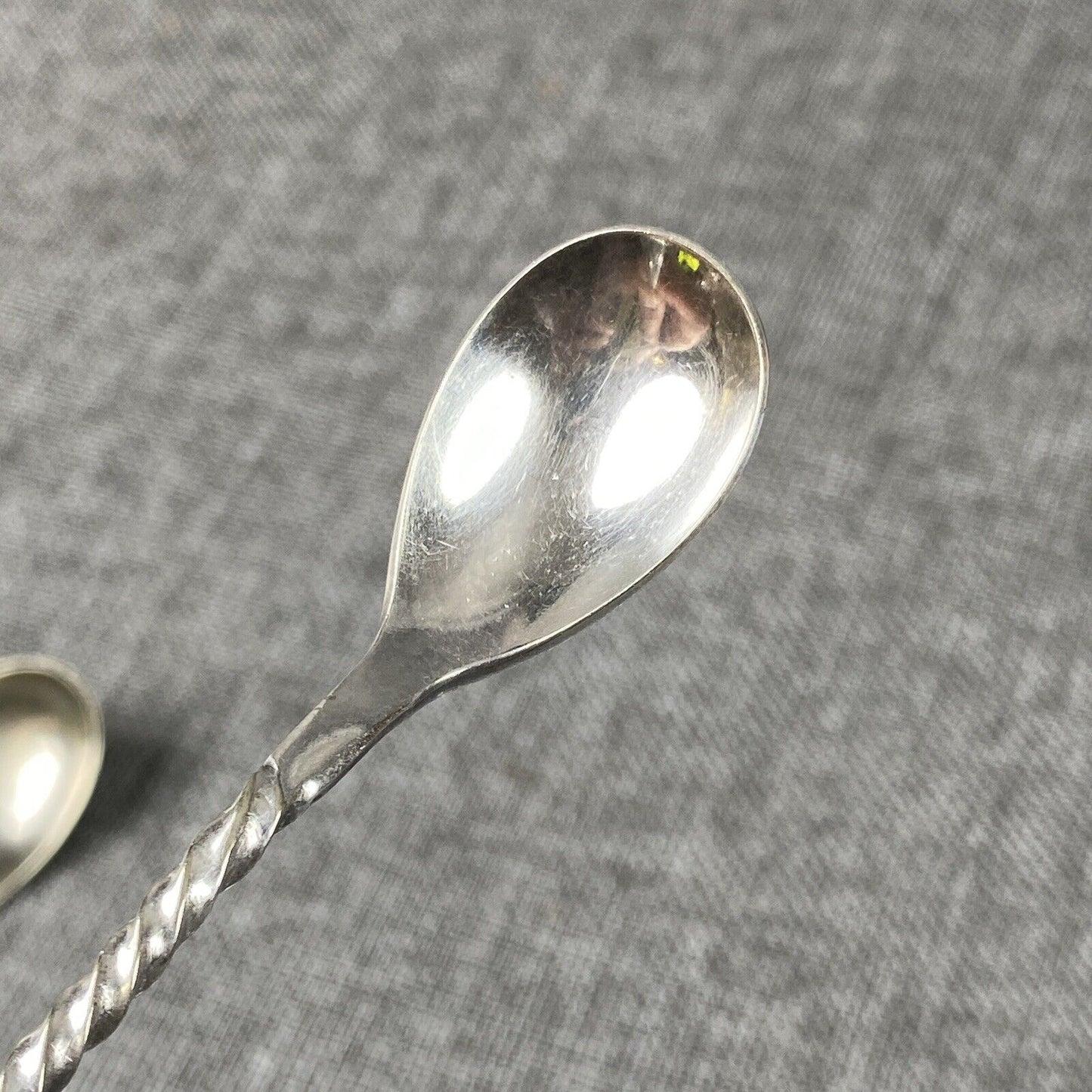 6 Vintage 1877 NF Co Spoons - 2 - 5 1/2 inch spoons, 4 - 4 inch spoons
