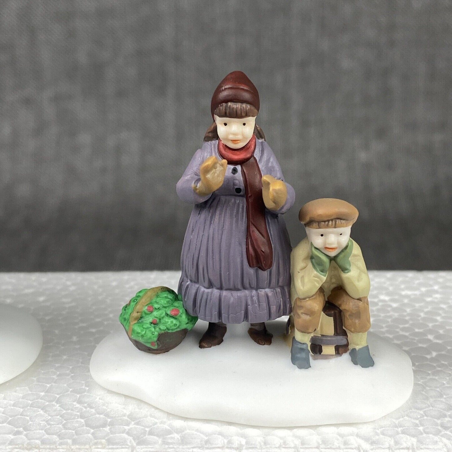 Dept 56 THE OLD PUPPETEER Heritage Village Christmas 5802-5 Vintage