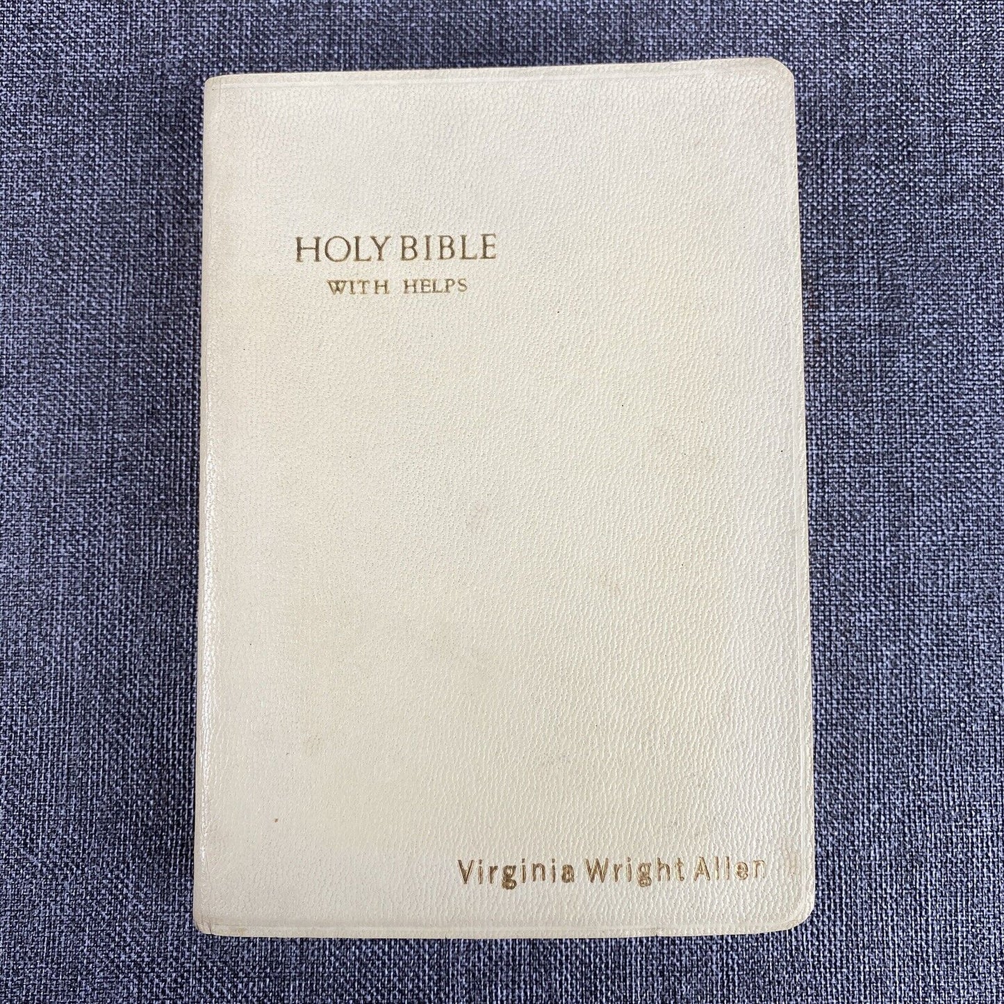 Vintage Holy Bible With Helps Revised Standard Version published in 1952