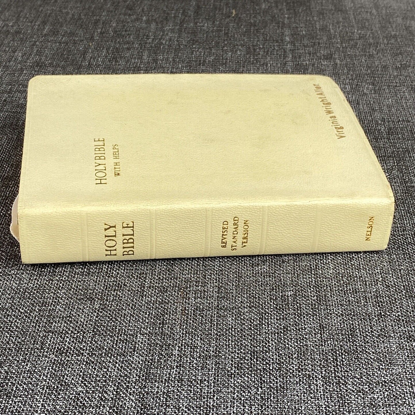 Vintage Holy Bible With Helps Revised Standard Version published in 1952