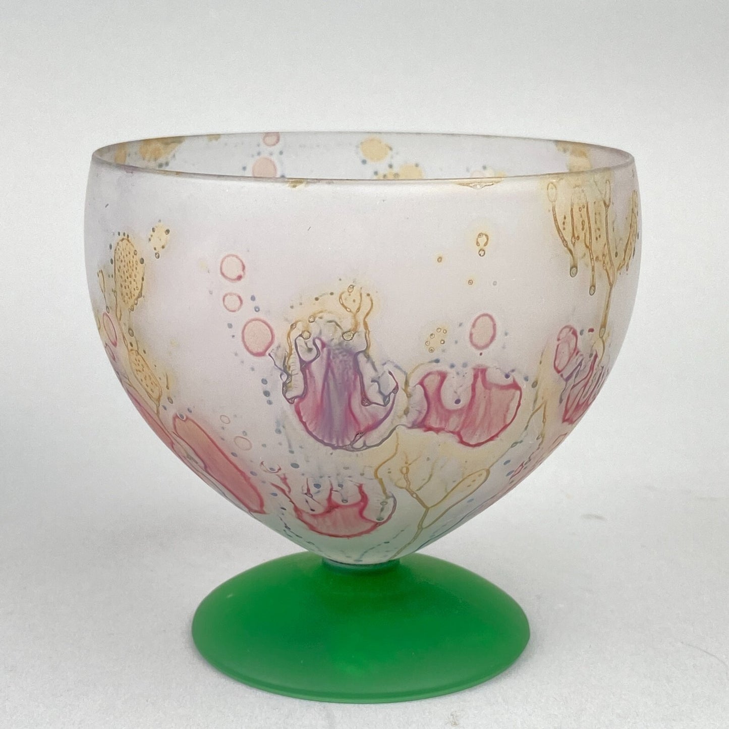 6 Art Glass Dessert Bowls Pedestal Footed Signed Candle Snowflake Design