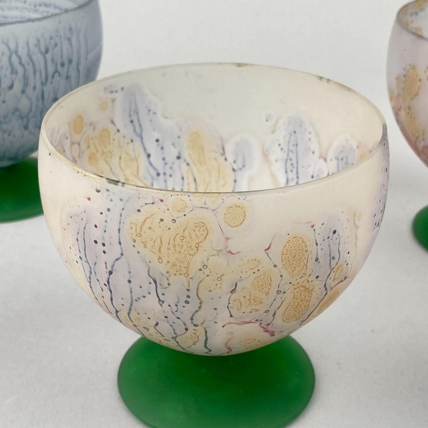 6 Art Glass Dessert Bowls Pedestal Footed Signed Candle Snowflake Design