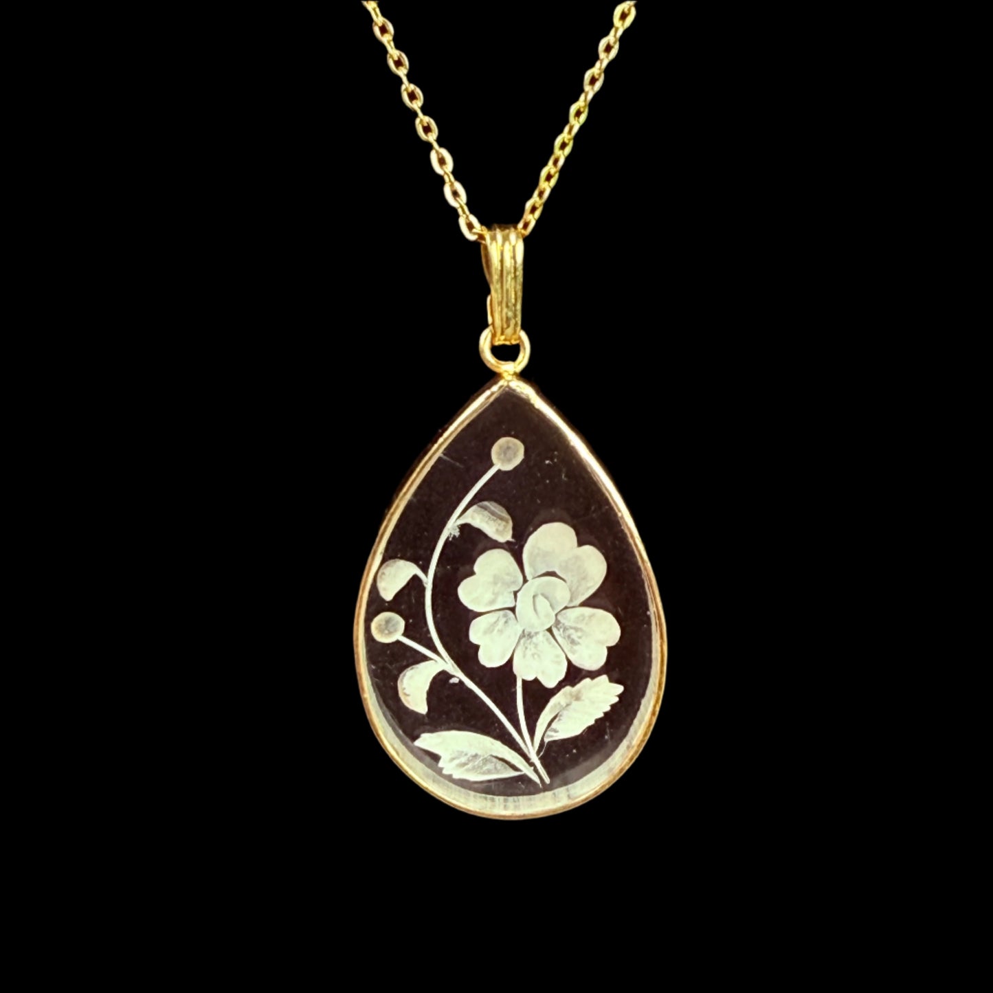 Vintage Etched Flower in Glass Pendant Necklace 16"