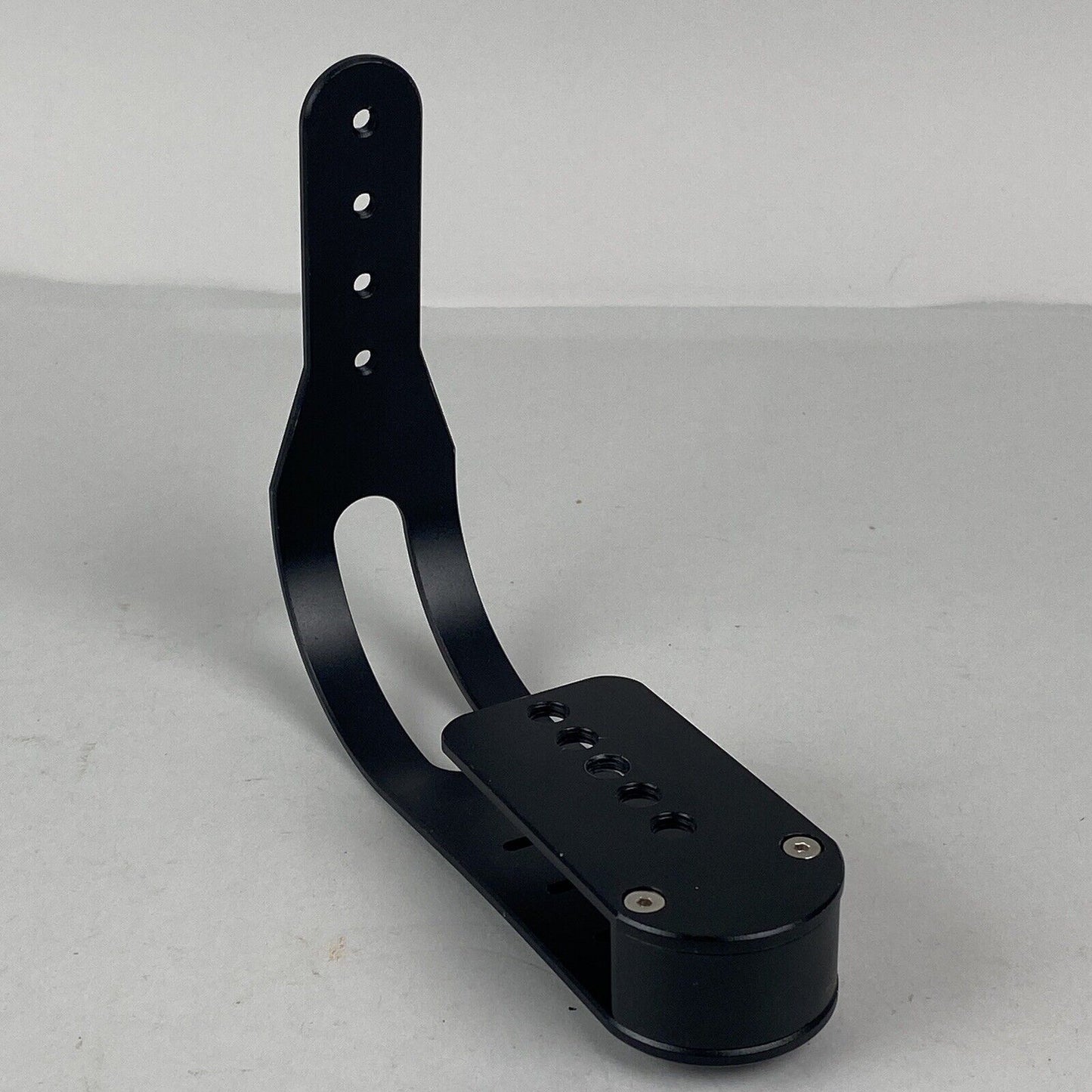 Neewer camera bracket with counterweight
