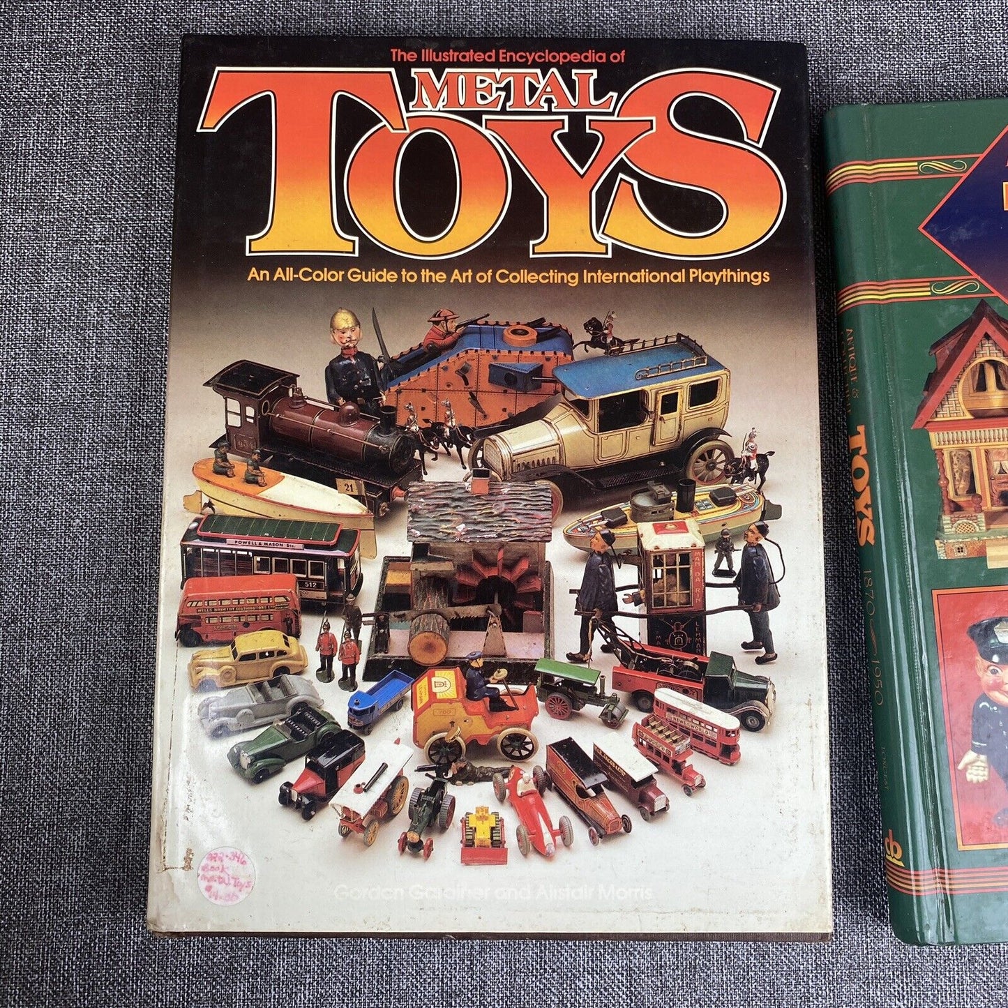 Antique & Collectible Toys 1870-1950 and Metal Toys Book , tinplate toys...