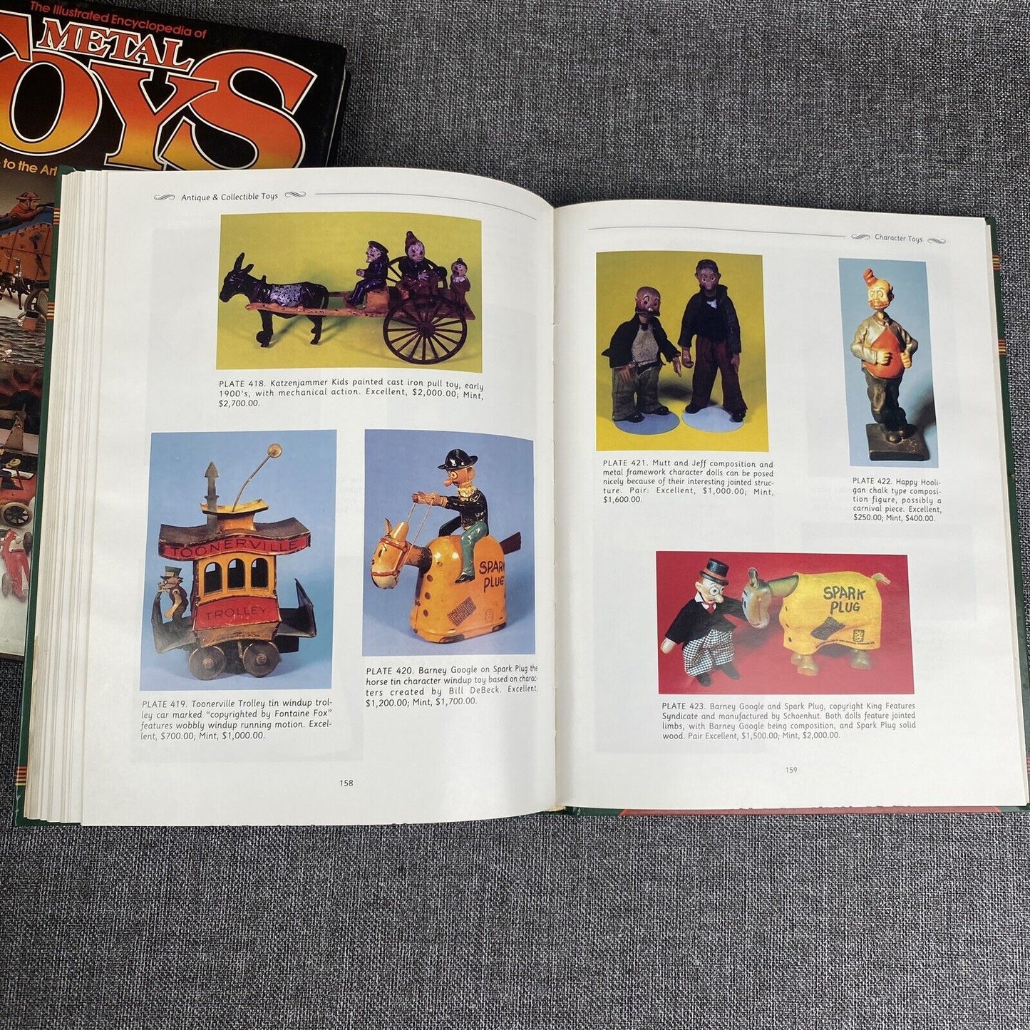 Antique & Collectible Toys 1870-1950 and Metal Toys Book , tinplate toys...