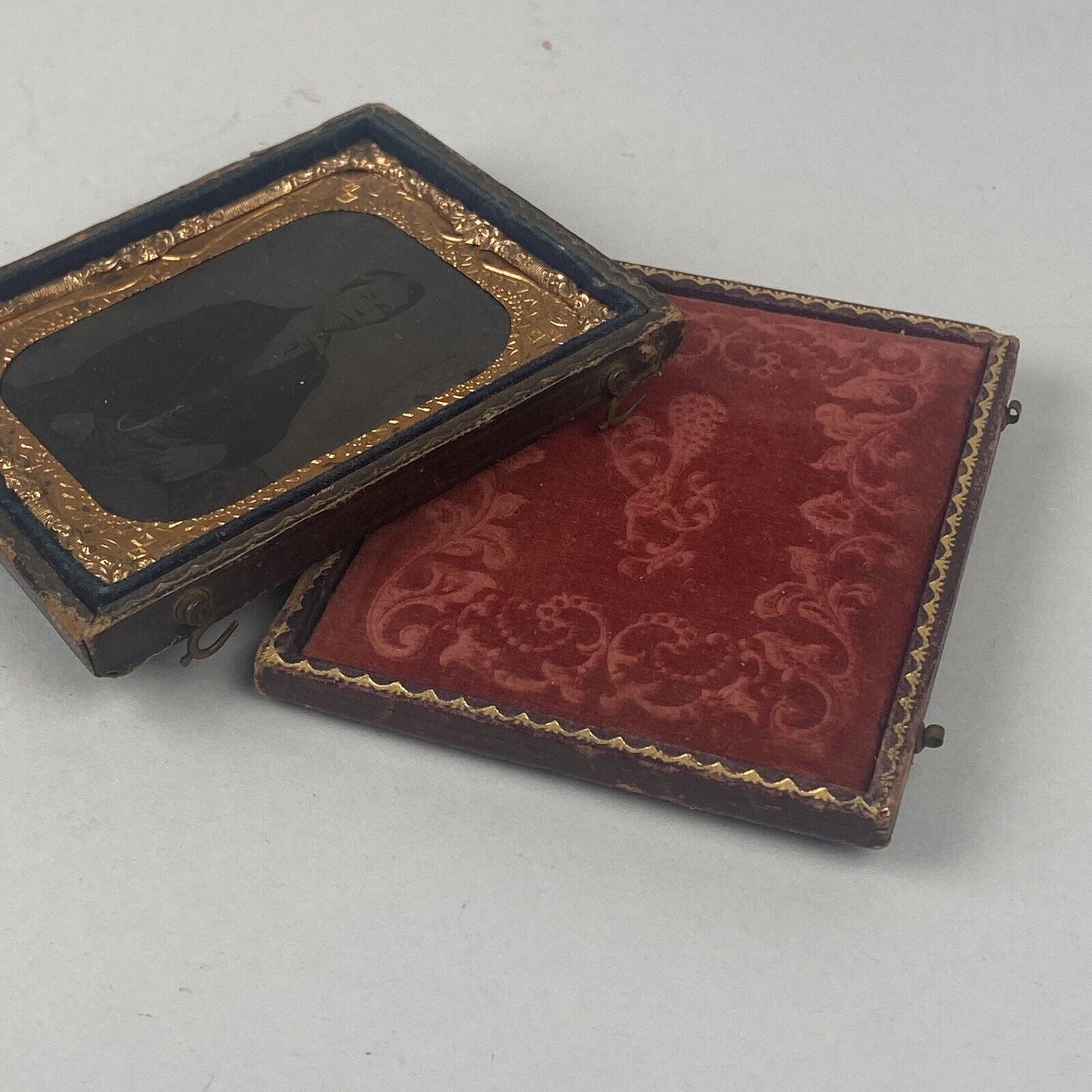 Antique Early Photograph of a Man Ambrotype 3.75"x3.25"