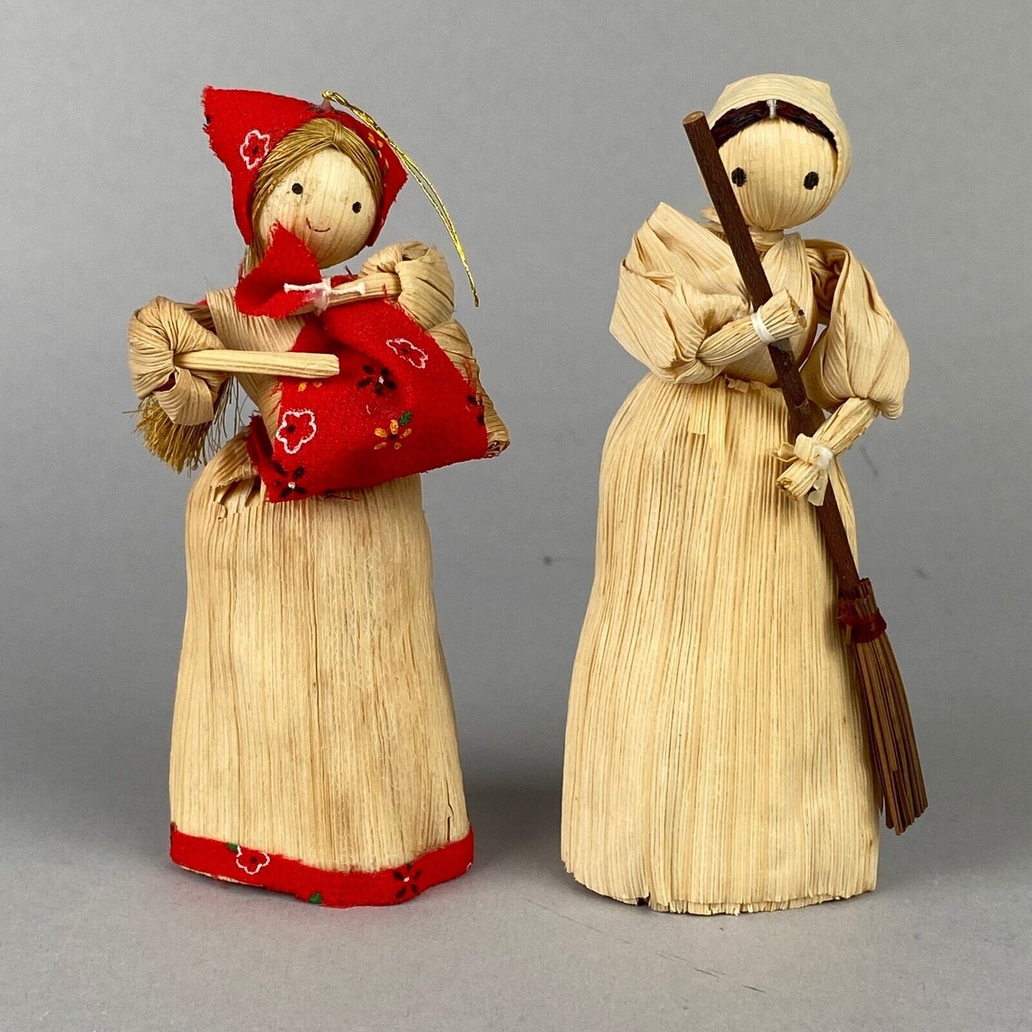 Corn Husk Dolls 2x Women Figurines, 5" tall