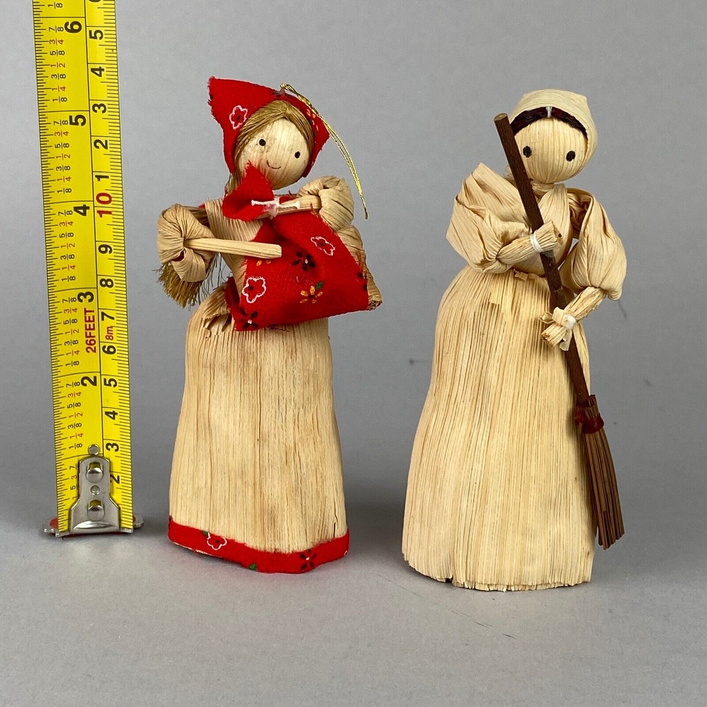 Corn Husk Dolls 2x Women Figurines, 5" tall