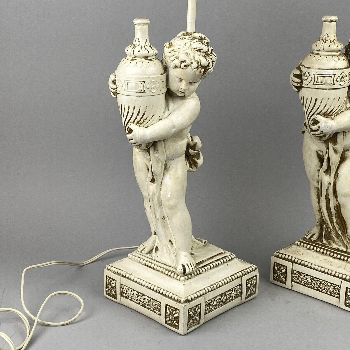 Vintage 1958 Quartite Creative Corporation Lamp Set 16" Tall
