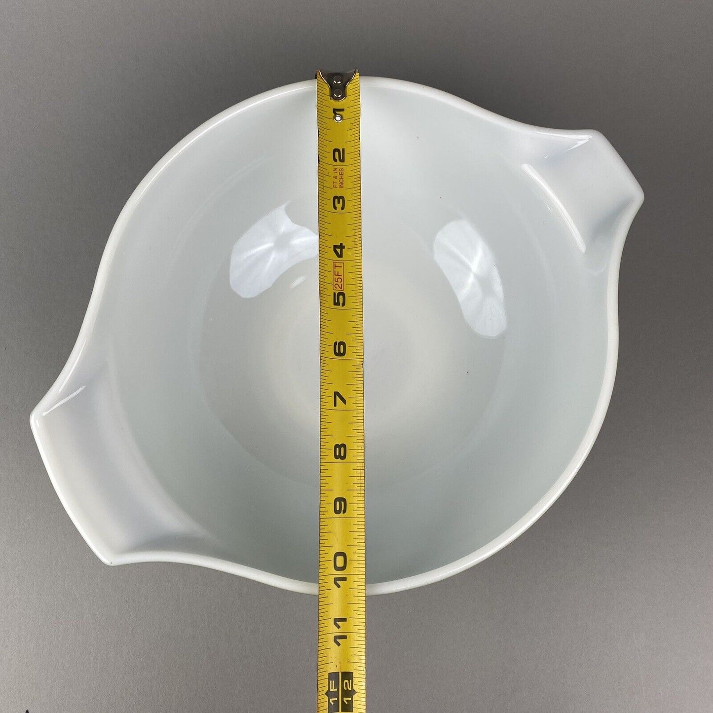 Vintage PYREX 4 Qt #444 Verde Green Cinderella Mixing Bowl
