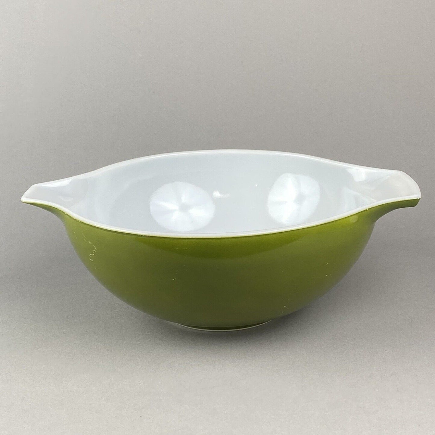 Vintage PYREX 4 Qt #444 Verde Green Cinderella Mixing Bowl